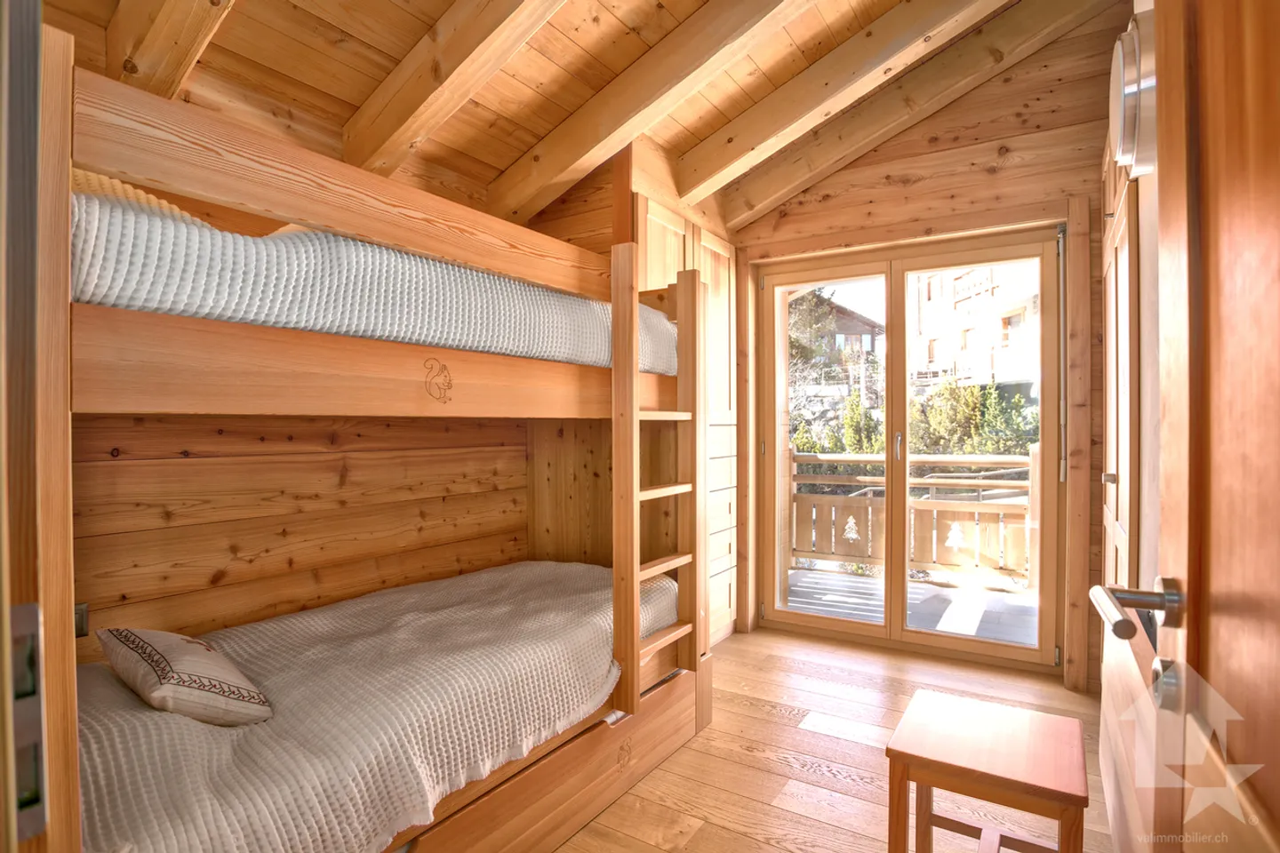 Superb and luxurious duplex penthouse, 5.5 rooms, 167 m2 - Photo 11 of 23