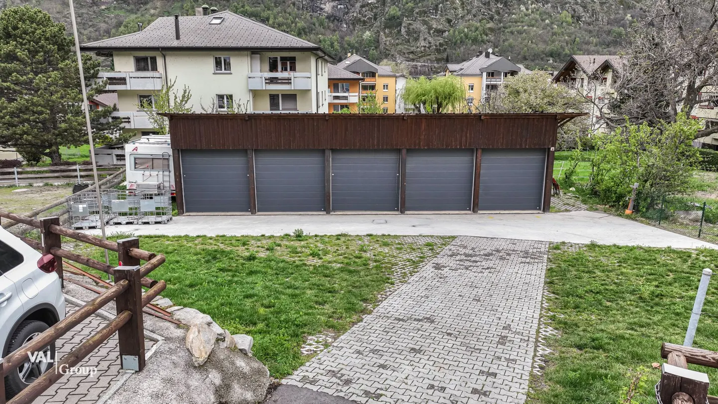 Garages e posti auto moderni - Foto 4 di 4