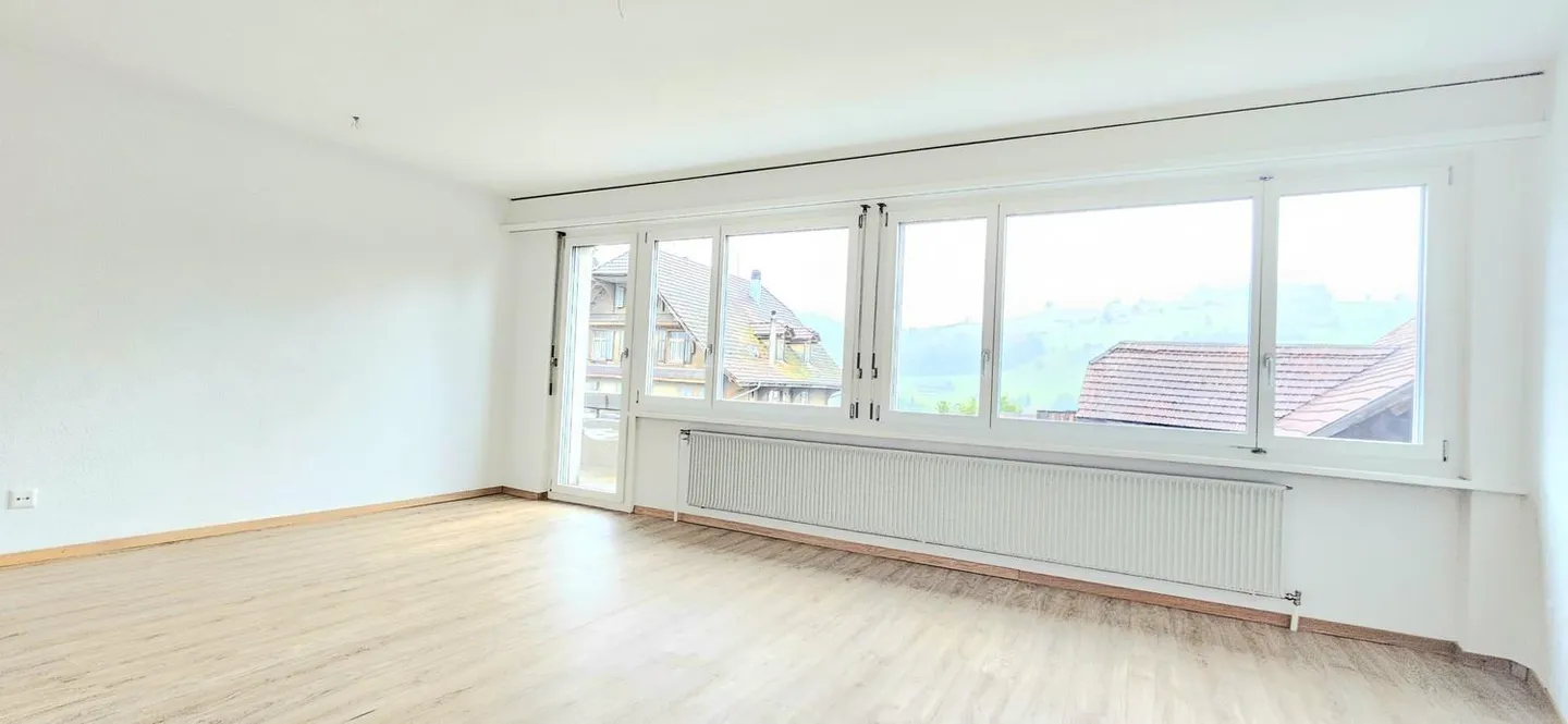 Gross, hell, gemütlich, zentral, Einstellhalle - Foto 10 von 13