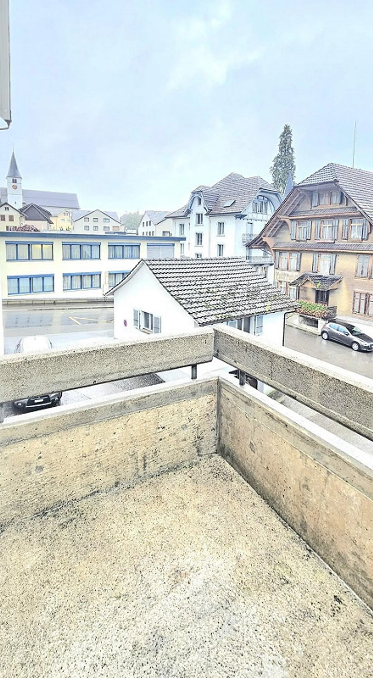 Gross, hell, gemütlich, zentral, Einstellhalle - Foto 13 von 13