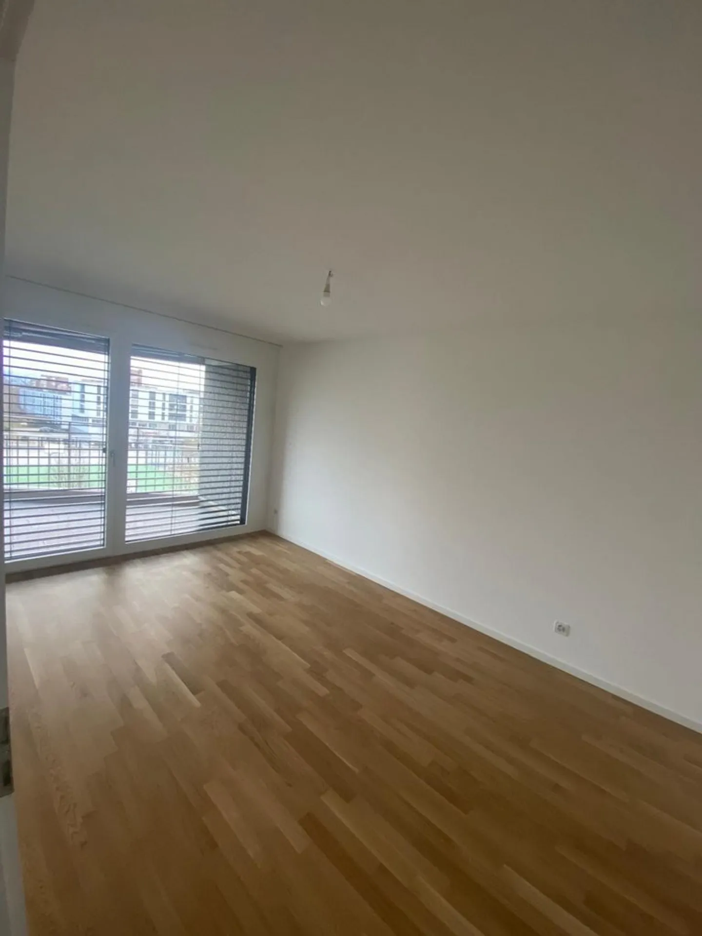 Helles Apartment mit Balkon - Foto 6 von 10
