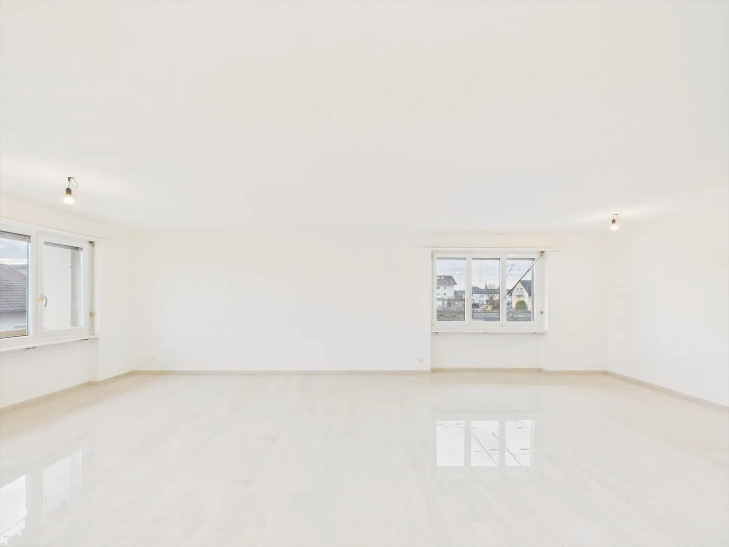 Appartement 4.5 pièces - Photo 2 sur 10