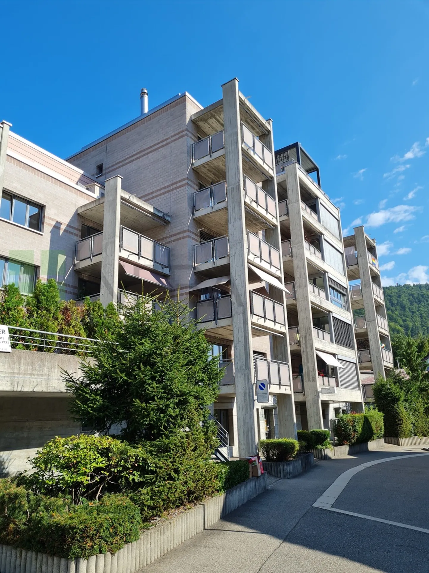 Über 101 m2 große Wohnung im 5. Stock mit Aufzug - Foto 10 von 11