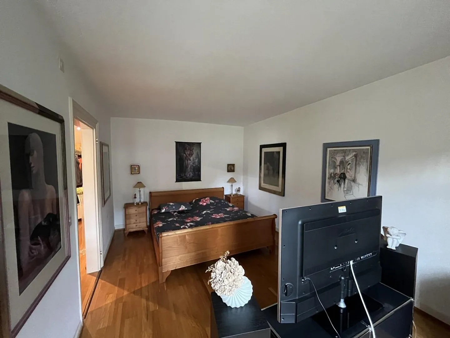 Compact and well-kept 2.5-room apartment on Breite - Photo 2 of 9