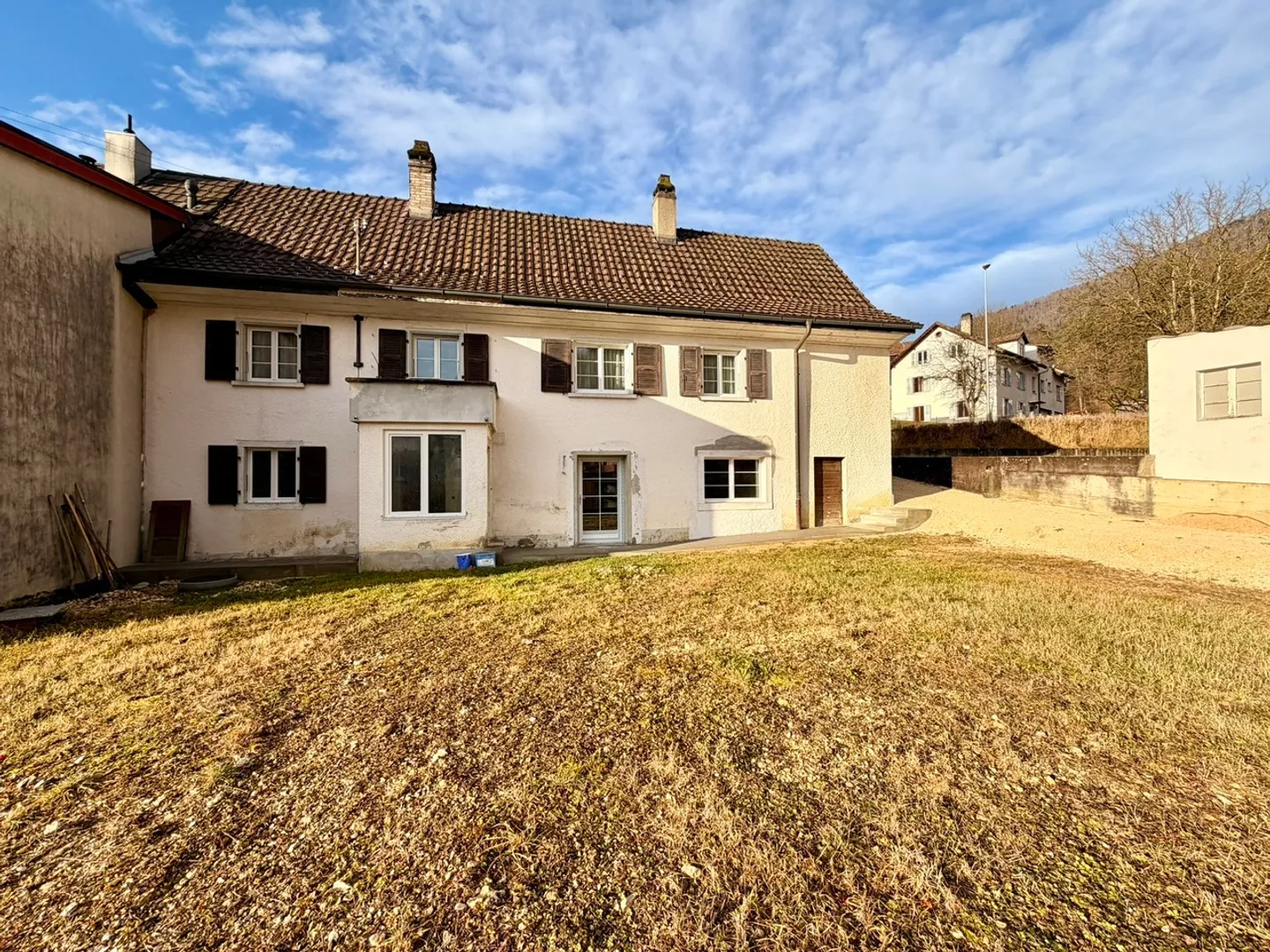 Duplex - 2 Apartments - Photo 2 of 23