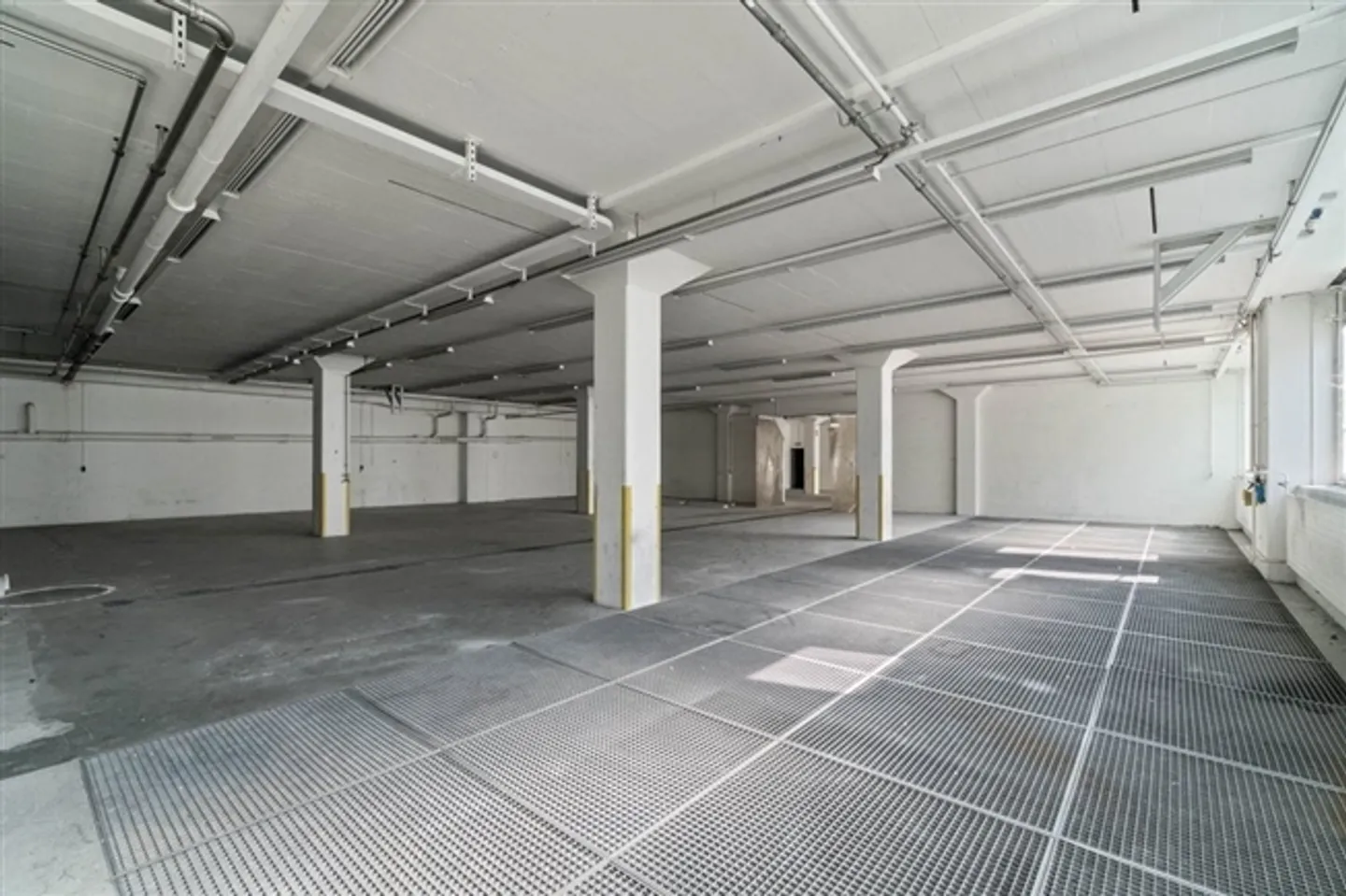 Space for Your Ideas - Commercial Space in the Center of Solothurn - Photo 7 of 7