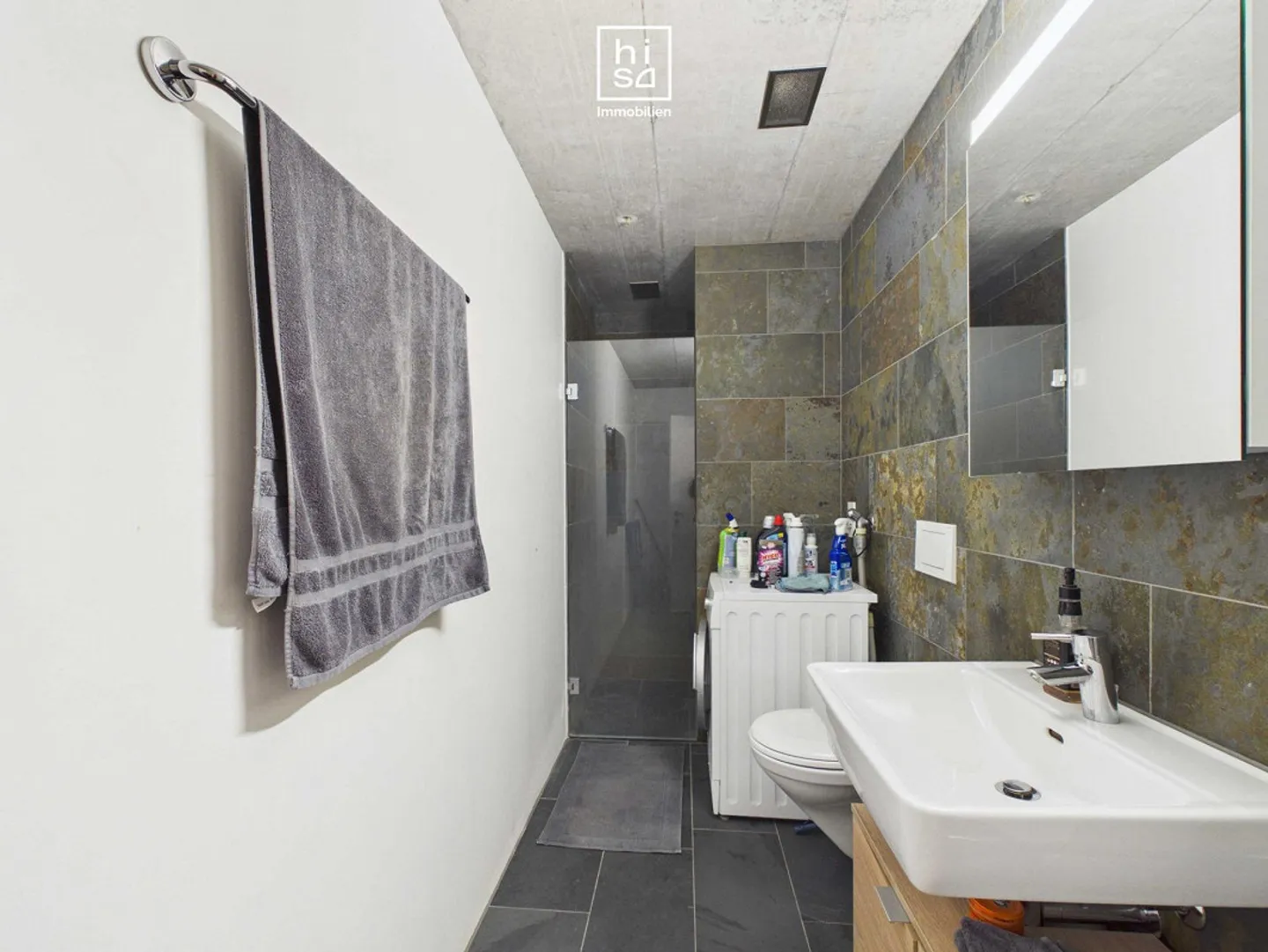 Concrete Look! 2.5 Room Apartment in Eschlikon - Photo 5 of 5