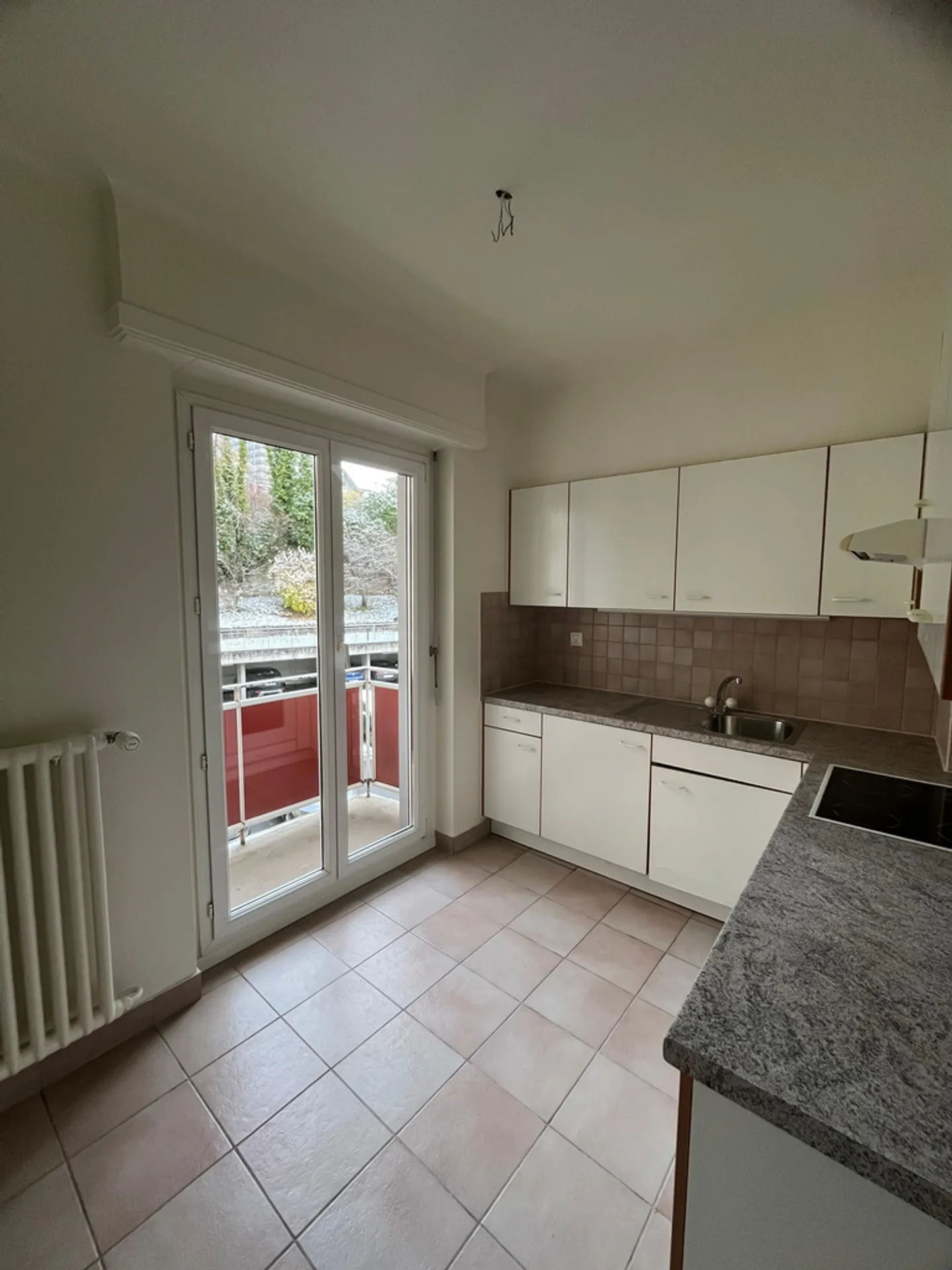 2.5 Room Apartment - Photo 5 of 6