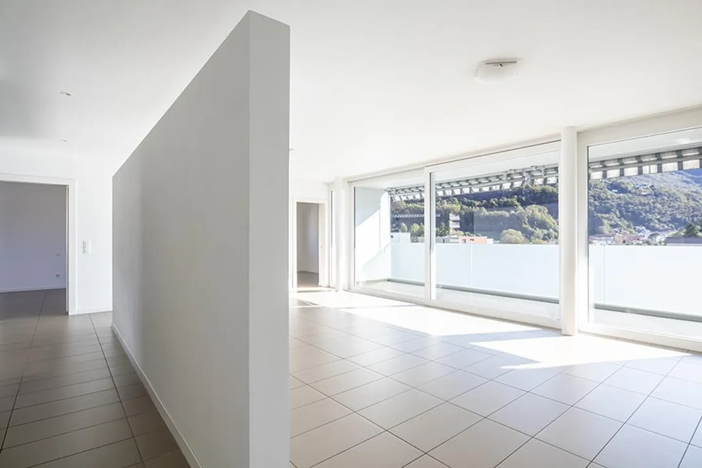 MODERN 4.5 ROOMS IN GIUBIASCO - Photo 4 of 15