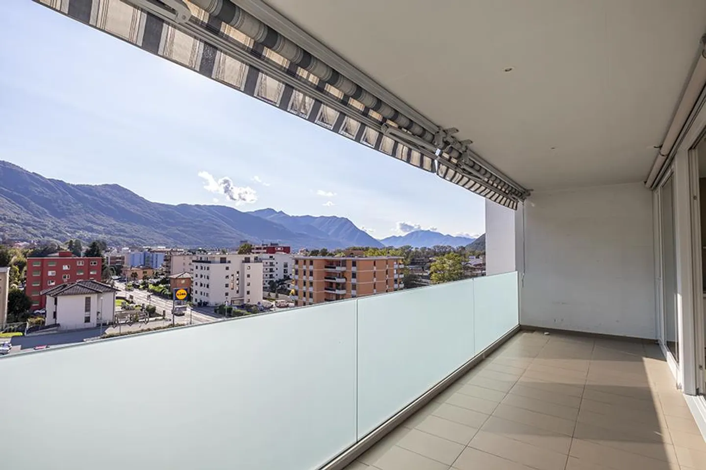 MODERN 4.5 ROOMS IN GIUBIASCO - Photo 7 of 15