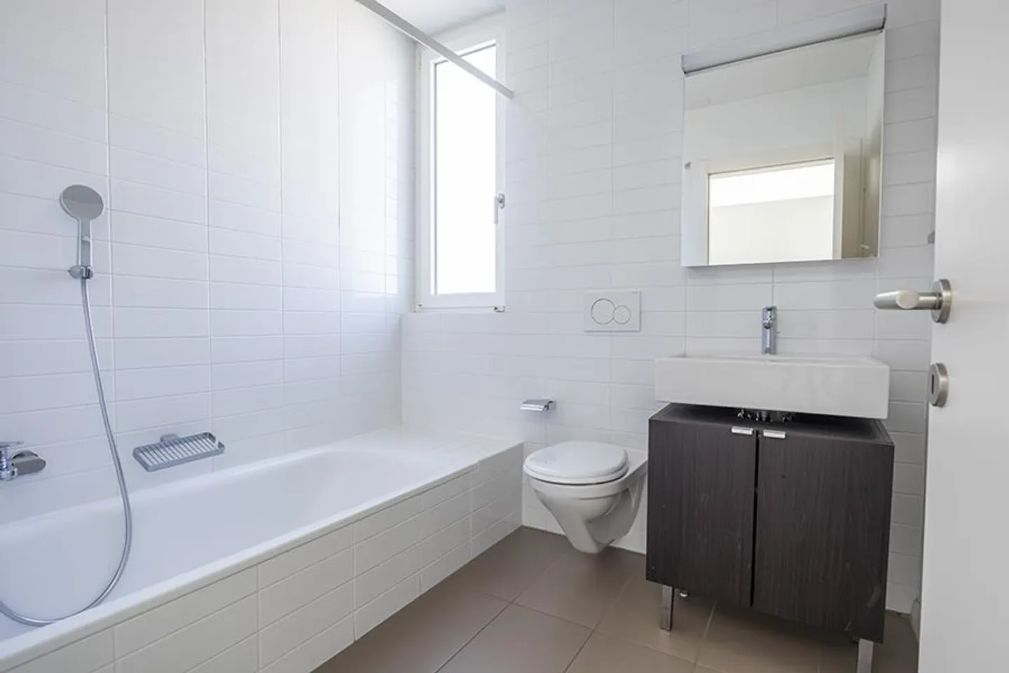 MODERN 4.5 ROOMS IN GIUBIASCO - Photo 14 of 15