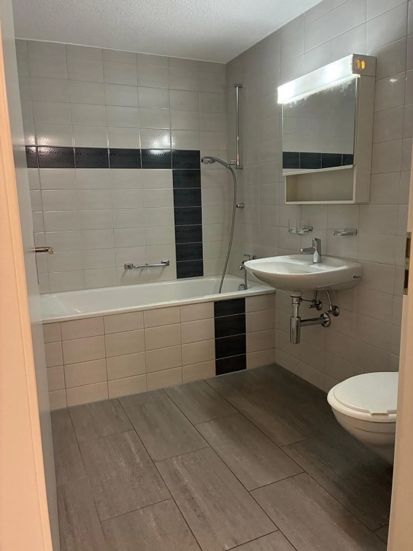 Appartamento 2½ camere accogliente in una zona residenziale tranquilla... - Foto 7 di 8