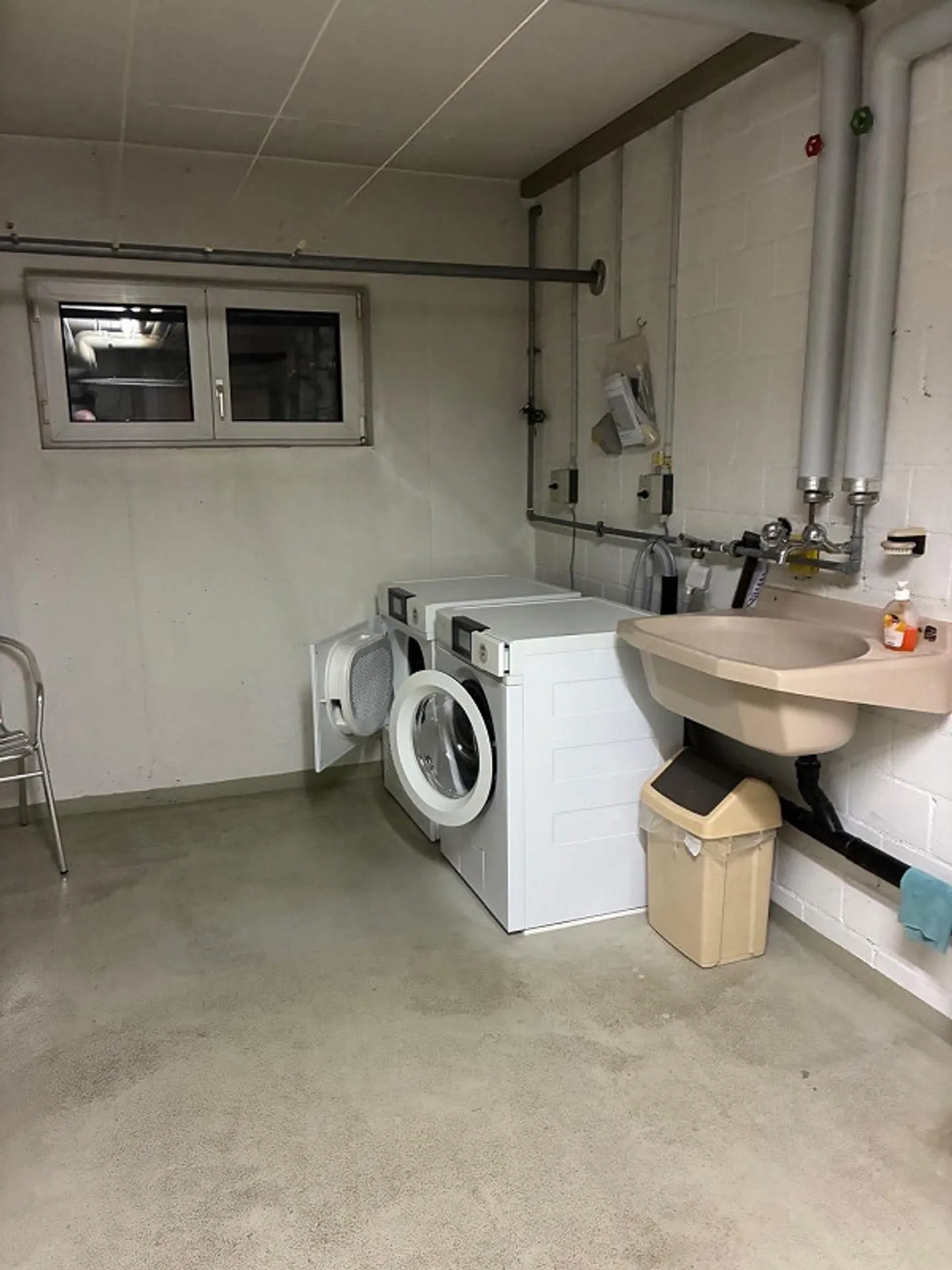Appartamento 2½ camere accogliente in una zona residenziale tranquilla... - Foto 8 di 8