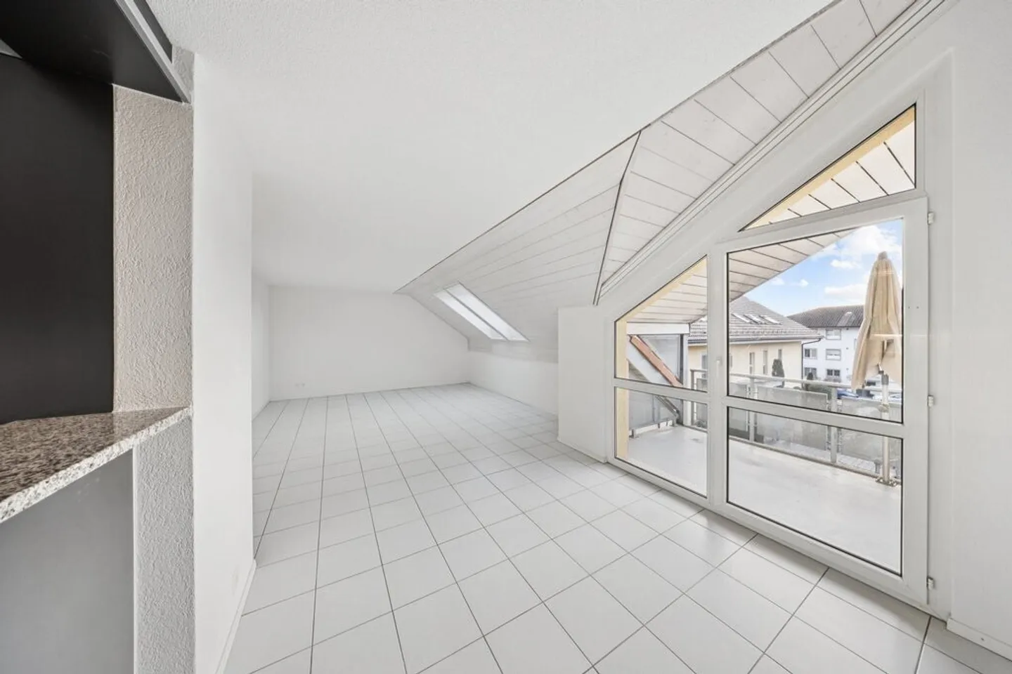 Moderne 3.5-Zimmerwohnung - Foto 3 von 9