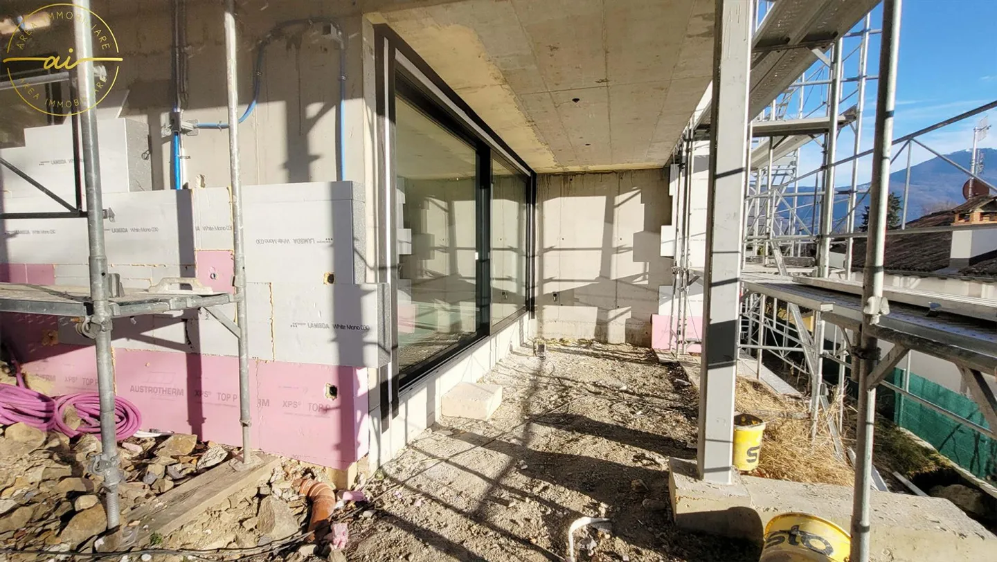 Exclusif 4.5 pièces avec jardin et vue panoramique - Photo 4 sur 6