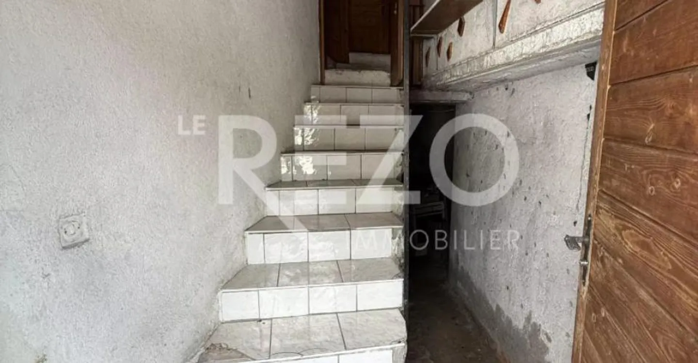 Terraced village house to renovate. SAVIÈSE, VS. - Photo 3 of 13