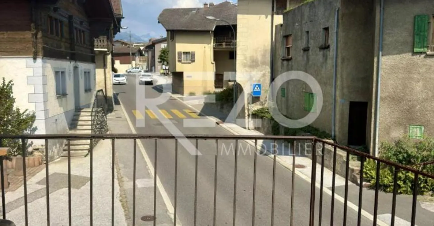 Terraced village house to renovate. SAVIÈSE, VS. - Photo 8 of 13