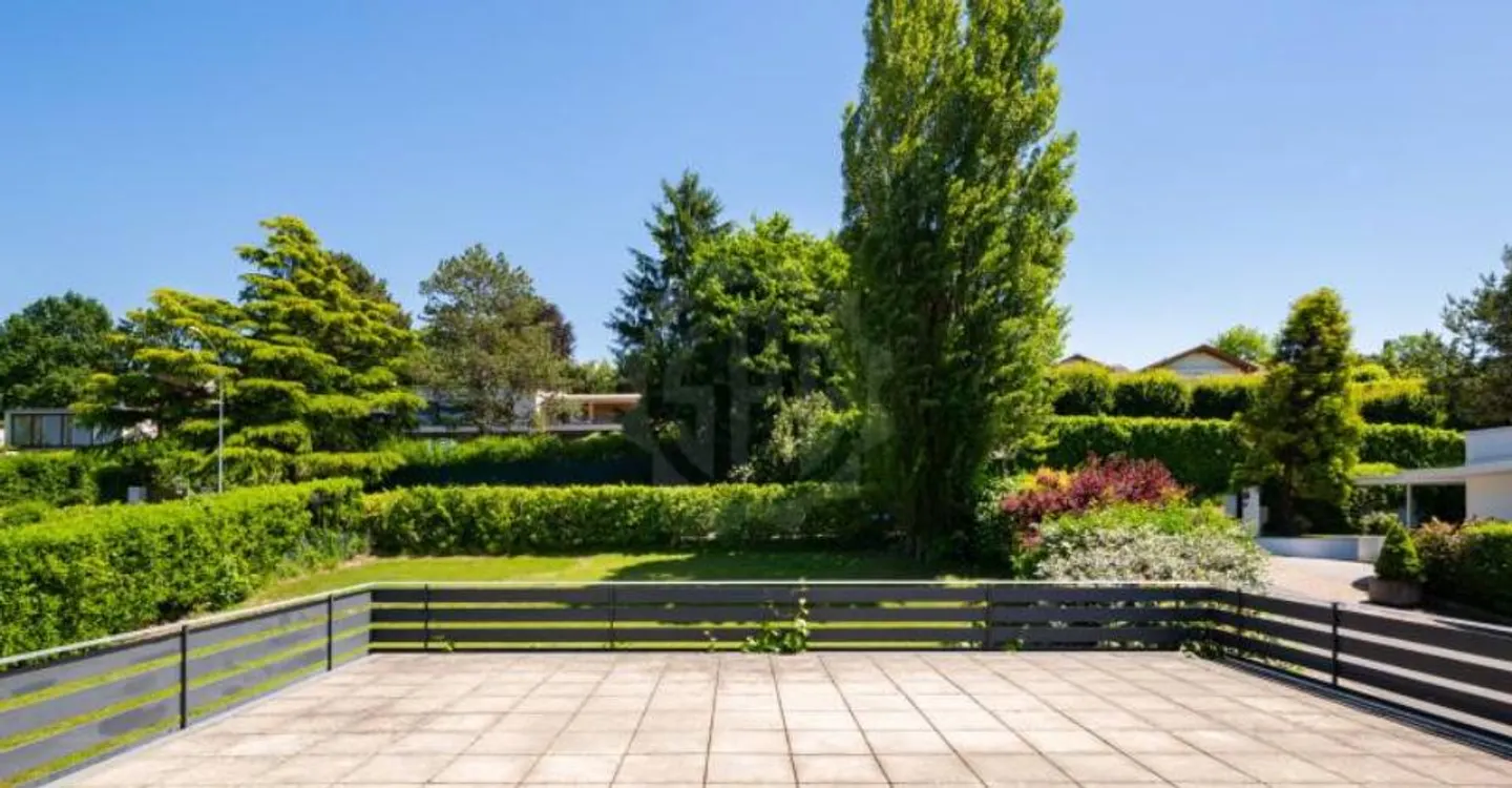 Magnifique villa avec vue lac - Photo 3 sur 8
