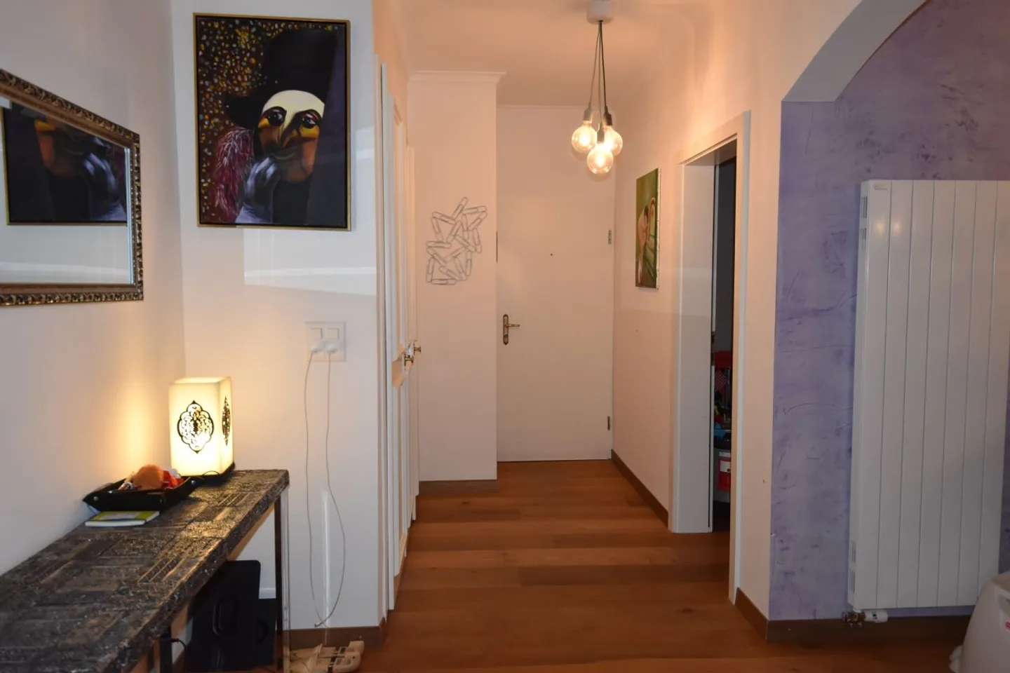 Charming Apartment with Lake View - Photo 6 of 7