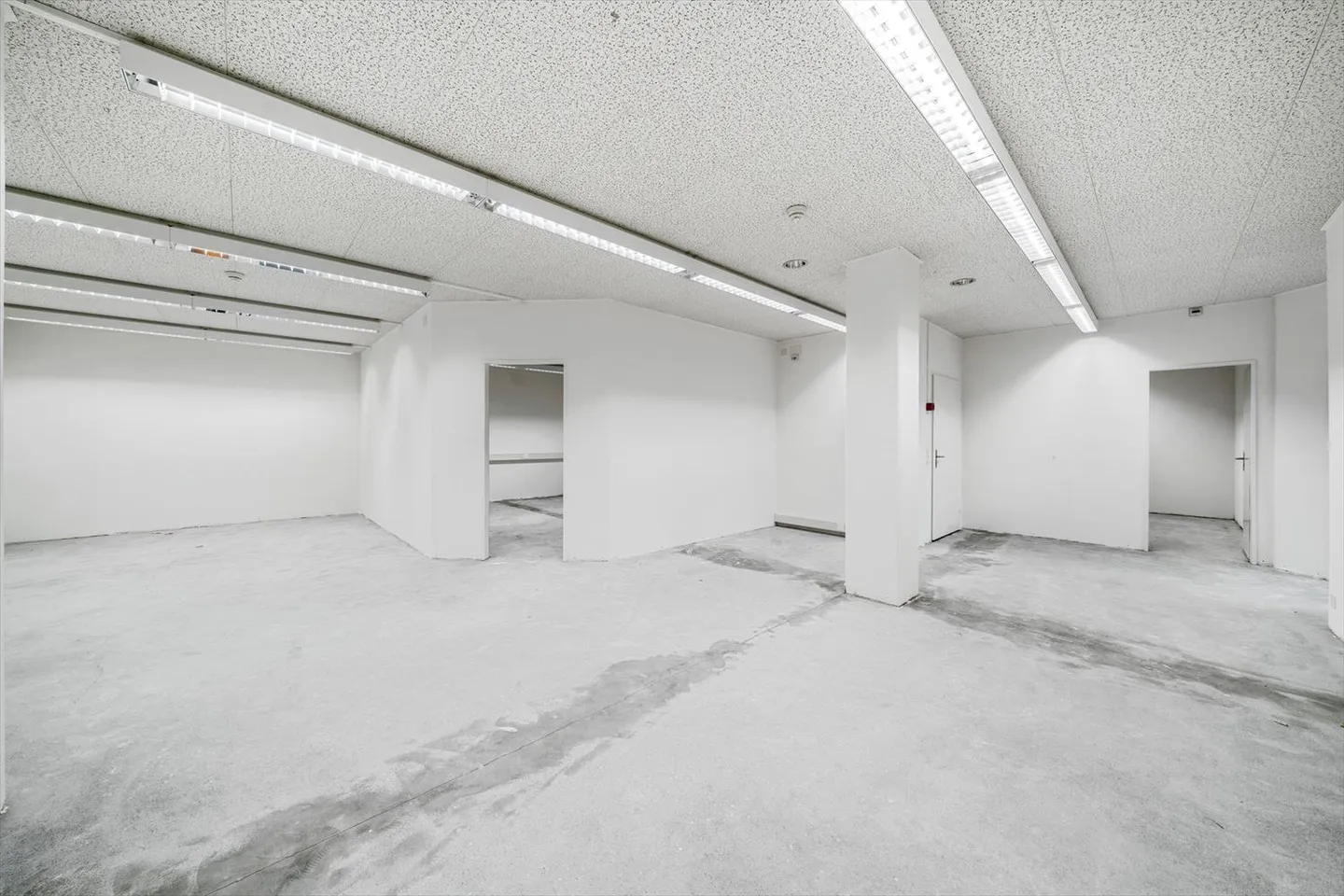 Your new office location in Steinhausen - Photo 8 of 11