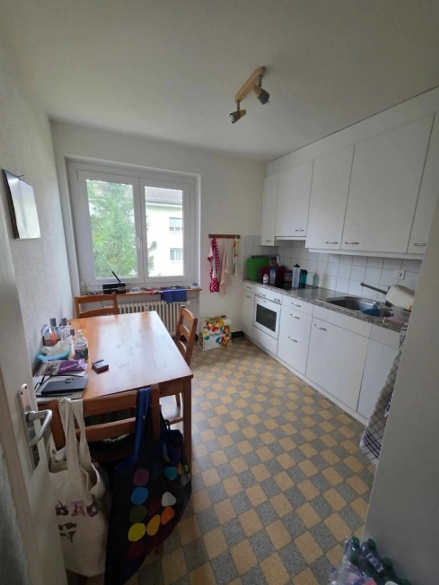 «3-Zimmerwohnung im 2. OG mit Balkon an guter Lage in Effretikon» - Foto 8 von 12