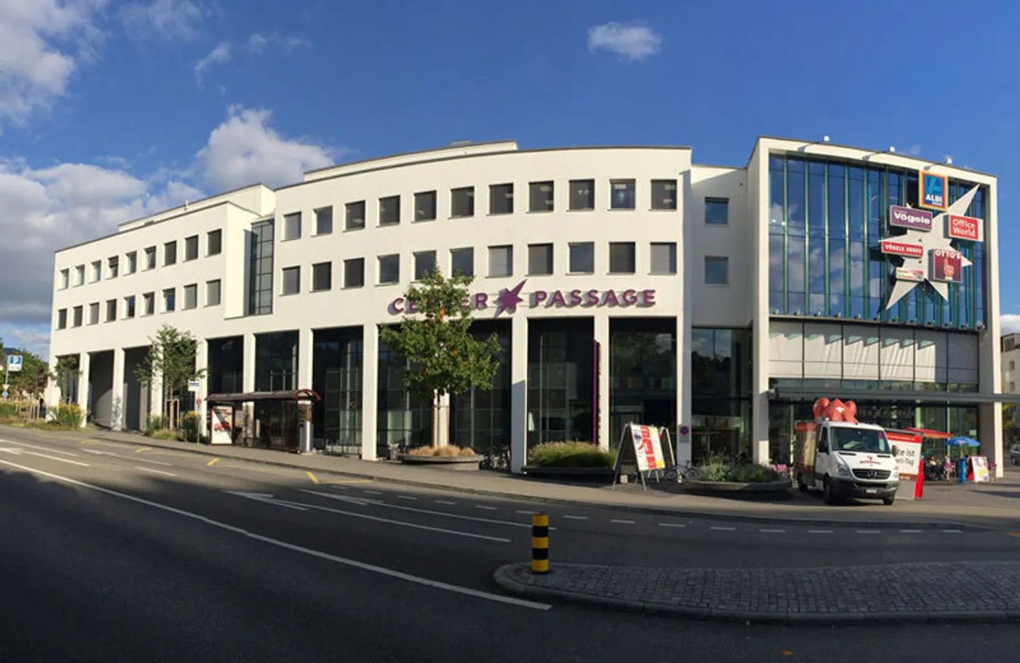 Spazio ufficio centrale in posizione privilegiata a Wettingen - Foto 1 di 2