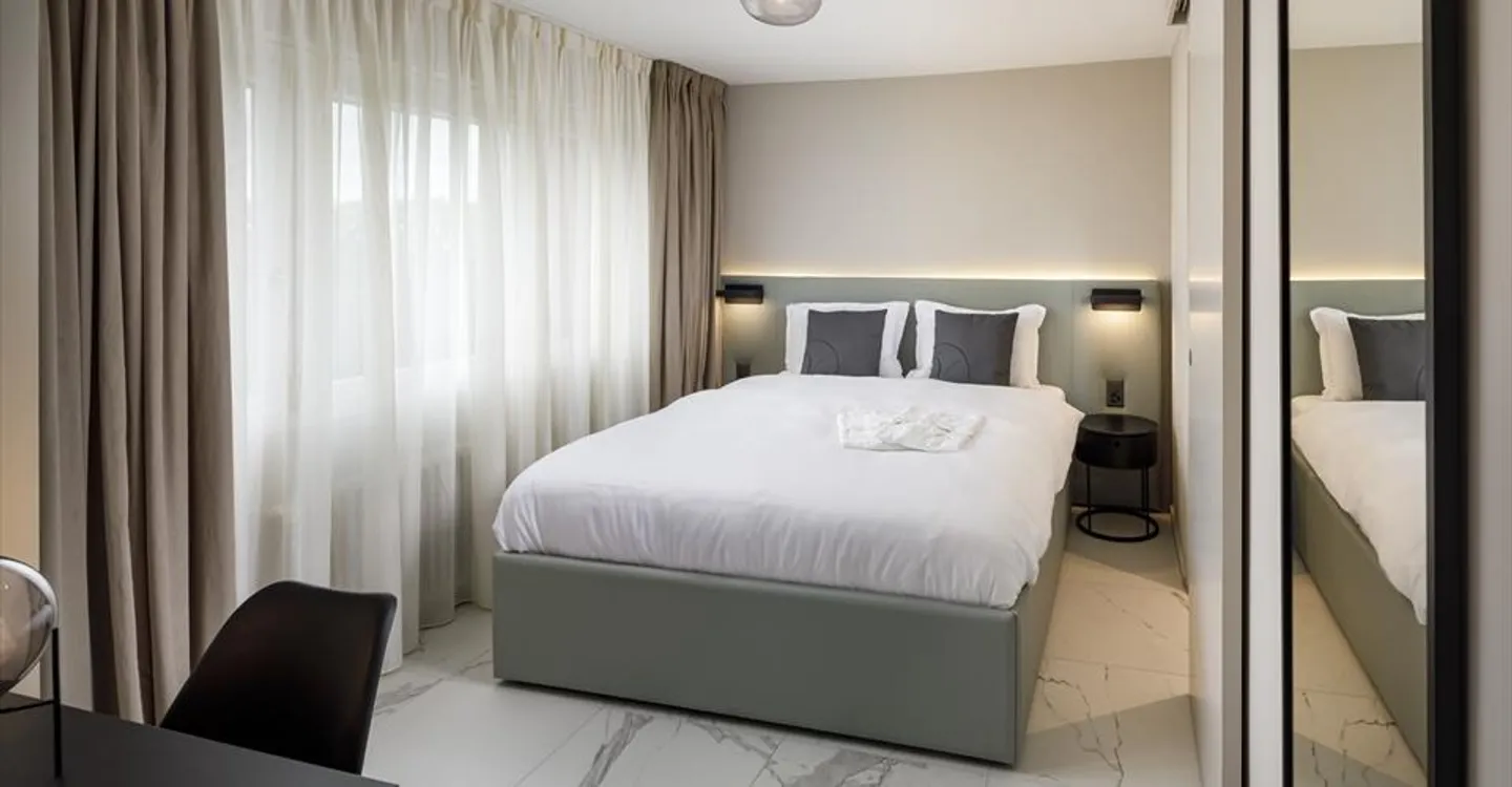 Appartamento con 2 camere da letto e balcone - Foto 2 di 6