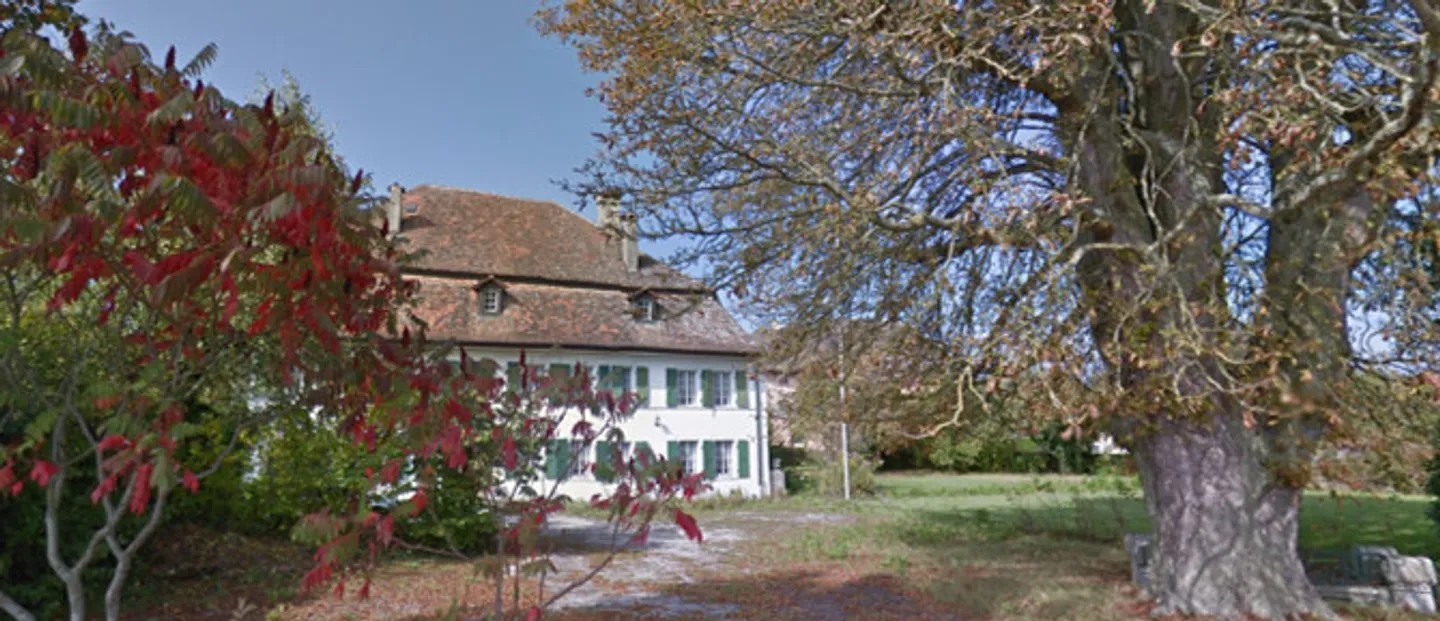 The House of the Bridge, 18th Century - Photo 1 of 6