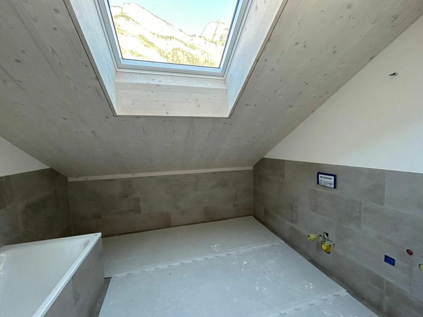 Casa bifamiliare di 5,5 stanze - Il tuo sogno abitativo per tutta la famiglia! - Foto 8 di 14