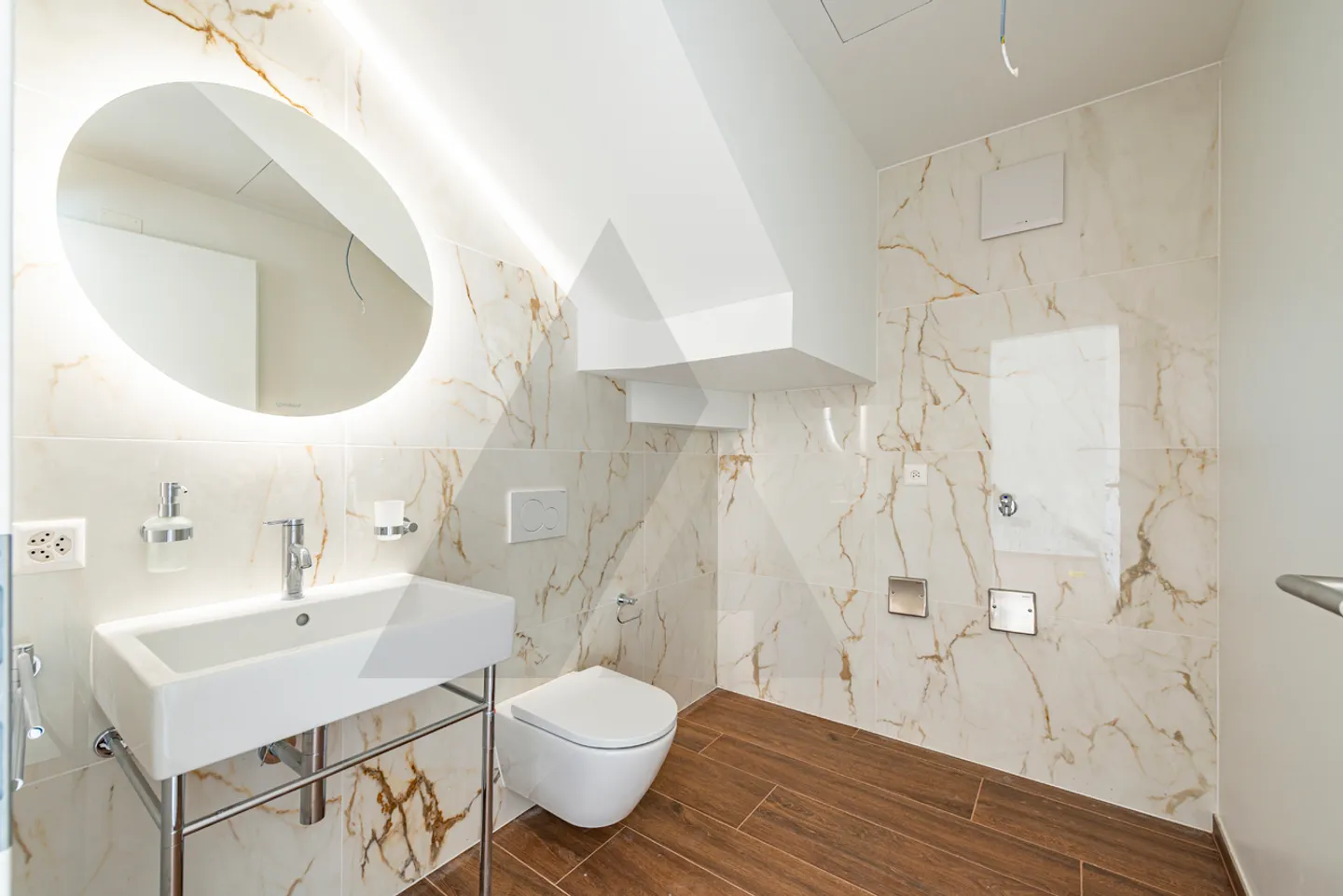 NUOVA CASA A SCHIERA: DESIGN INNOVATIVO E COMFORT SOSTENIBILE - Foto 11 di 14