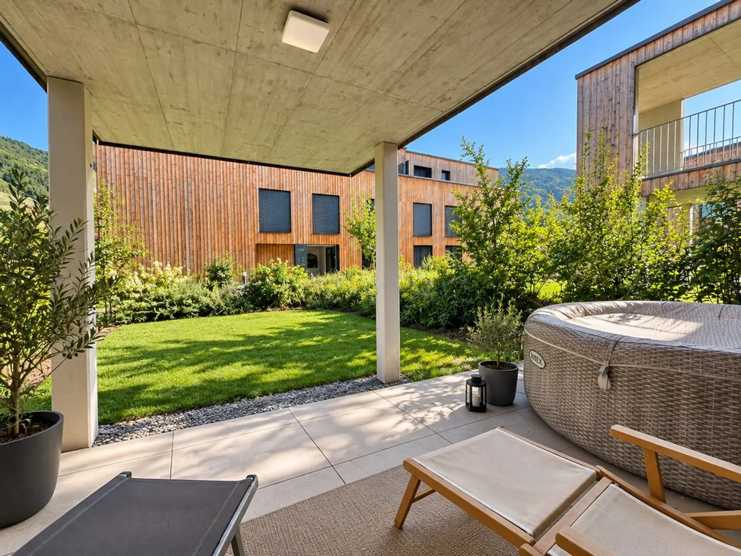 Charming Garden Apartment - Photo 1 of 6