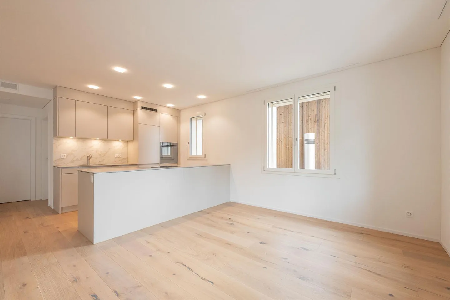 Bright 5.5 Room New Apartment with Large Patio - First Occupancy - Photo 4 of 11