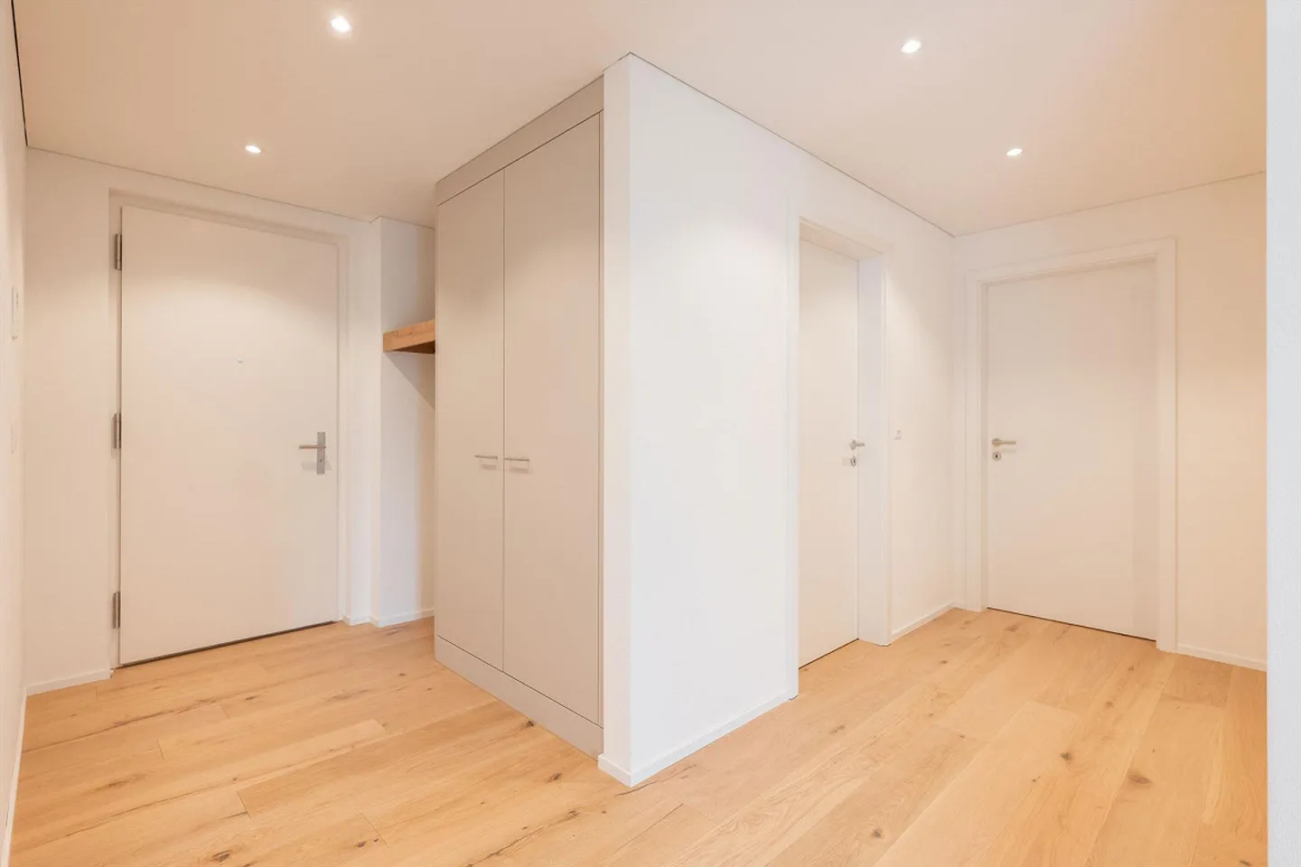 Bright 5.5 Room New Apartment with Large Patio - First Occupancy - Photo 5 of 11