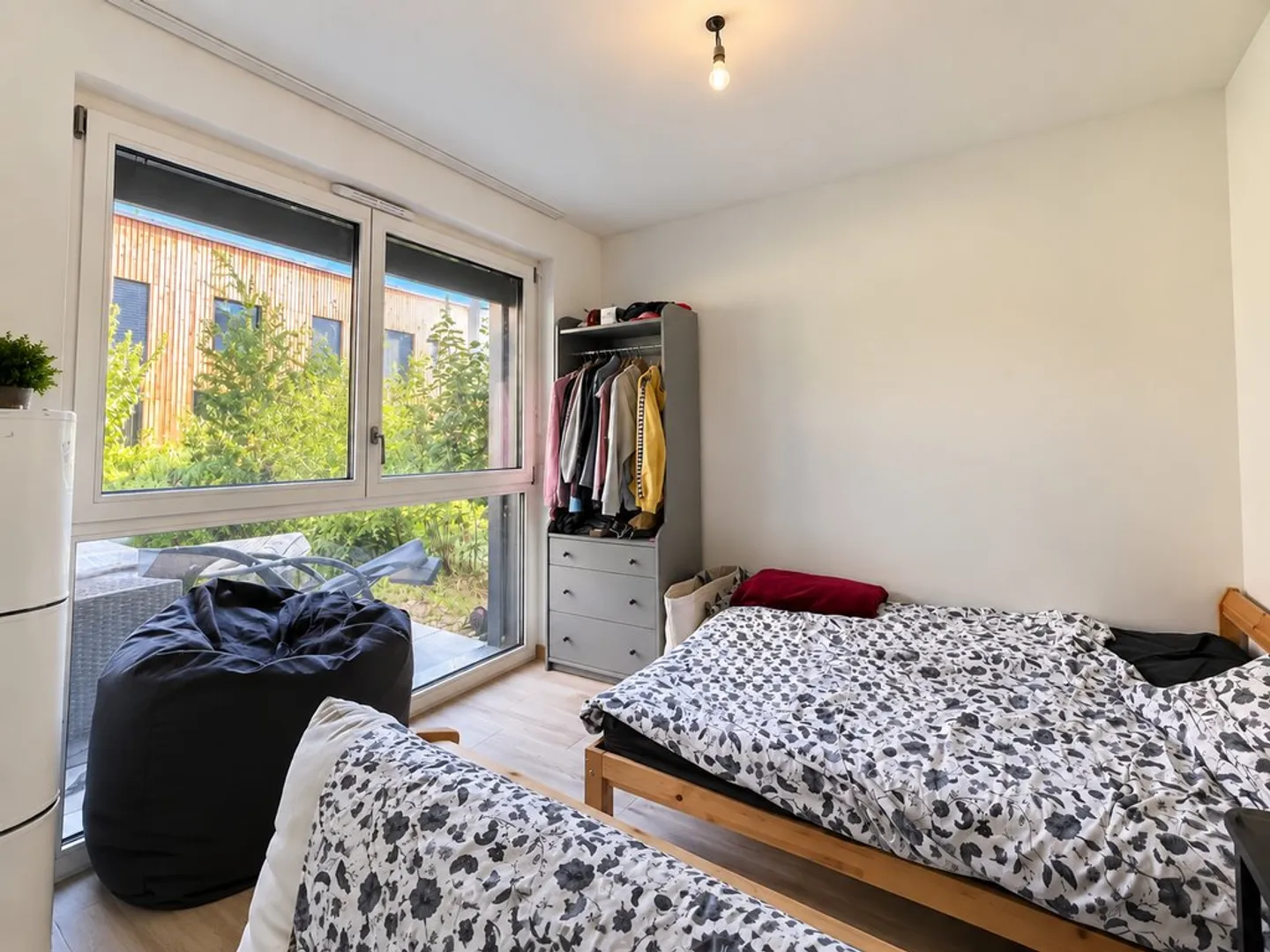 Charming Garden Apartment - Photo 5 of 6