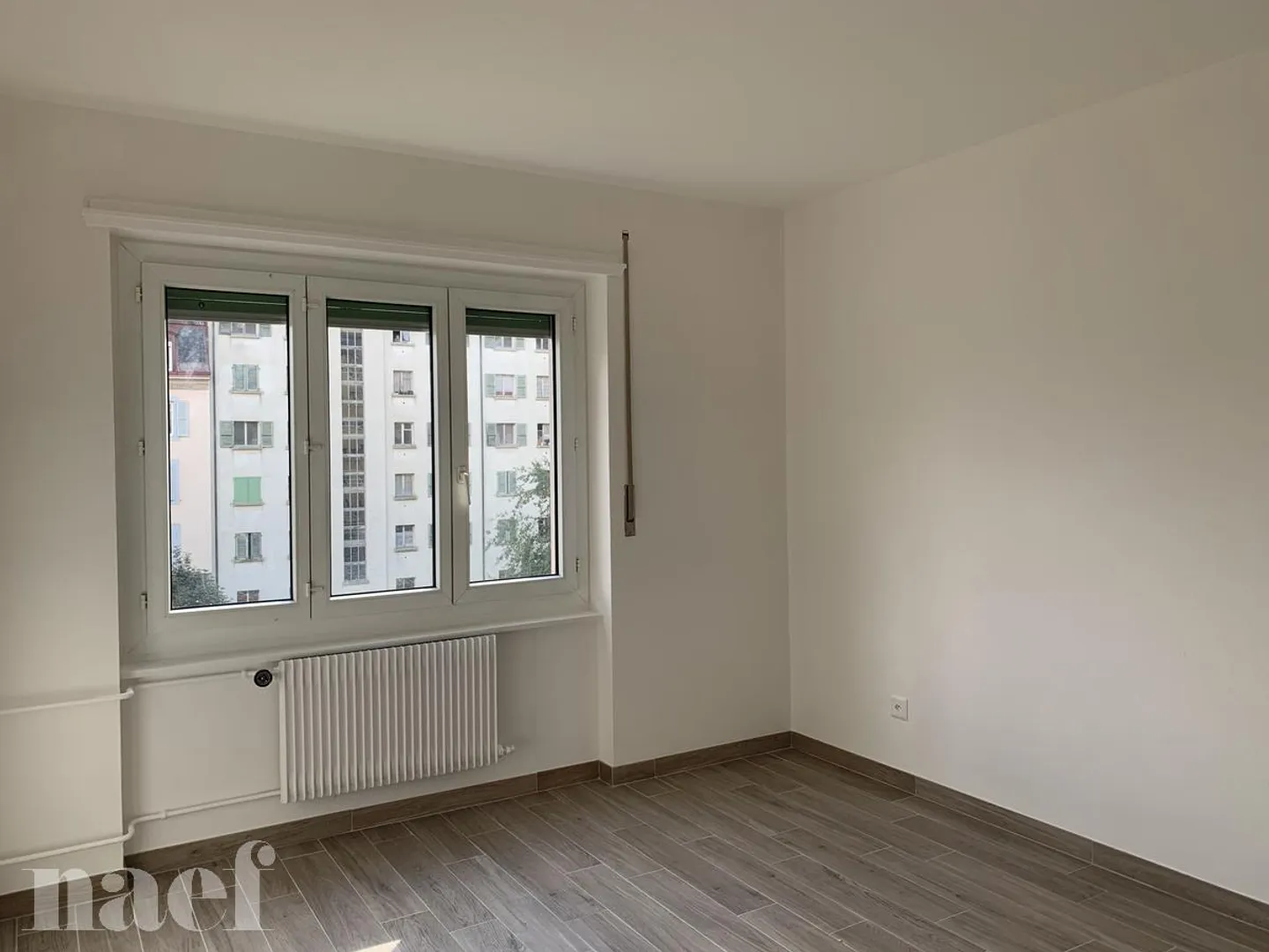 Beautiful renovated 2.5-room apartment - Photo 5 of 12