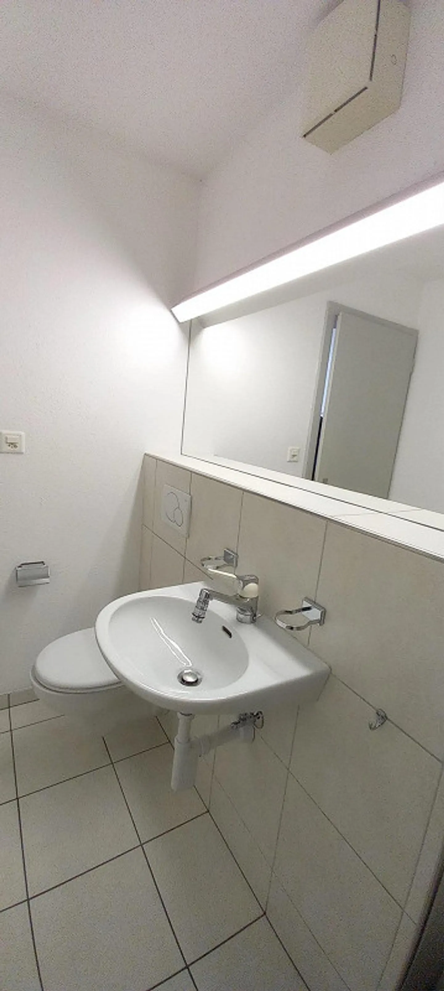 Luminoso, recentemente ristrutturato appartamento con 2 camere - Foto 3 di 5