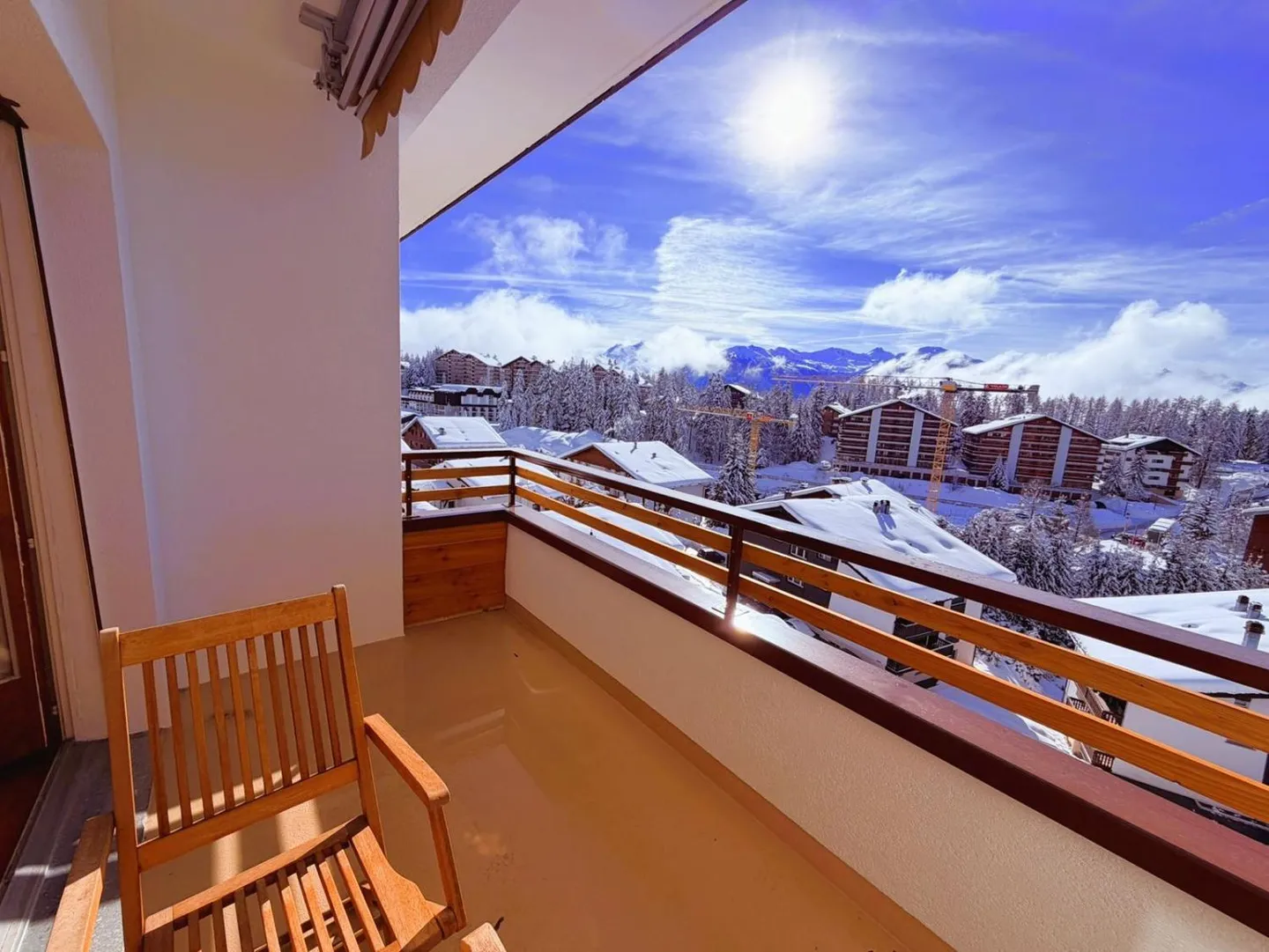 Very spacious and very bright 4.5 rooms renovated - Superb panoramic view - Location - Photo 7 of 19