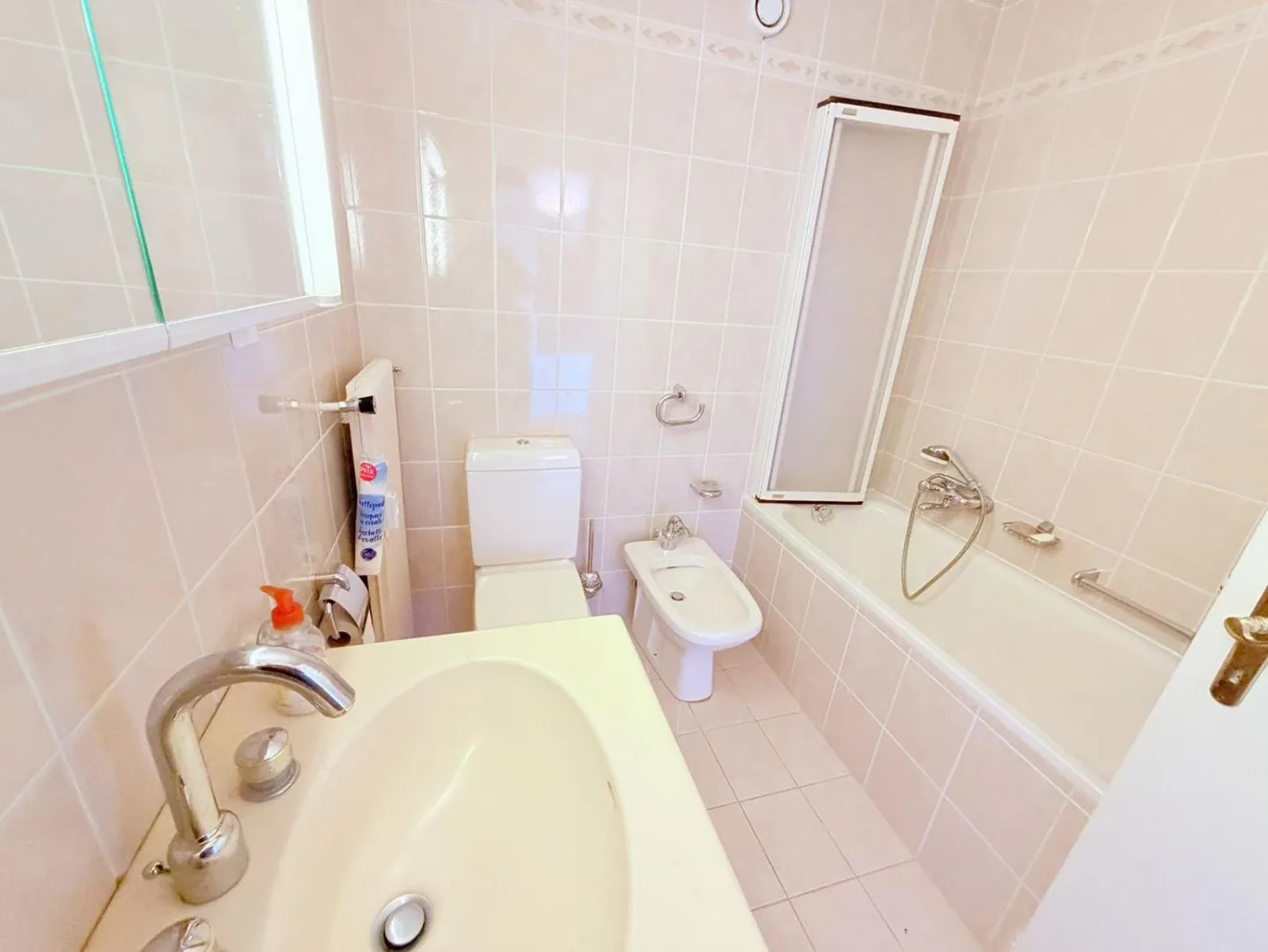 Very spacious and very bright 4.5 rooms renovated - Superb panoramic view - Location - Photo 16 of 19