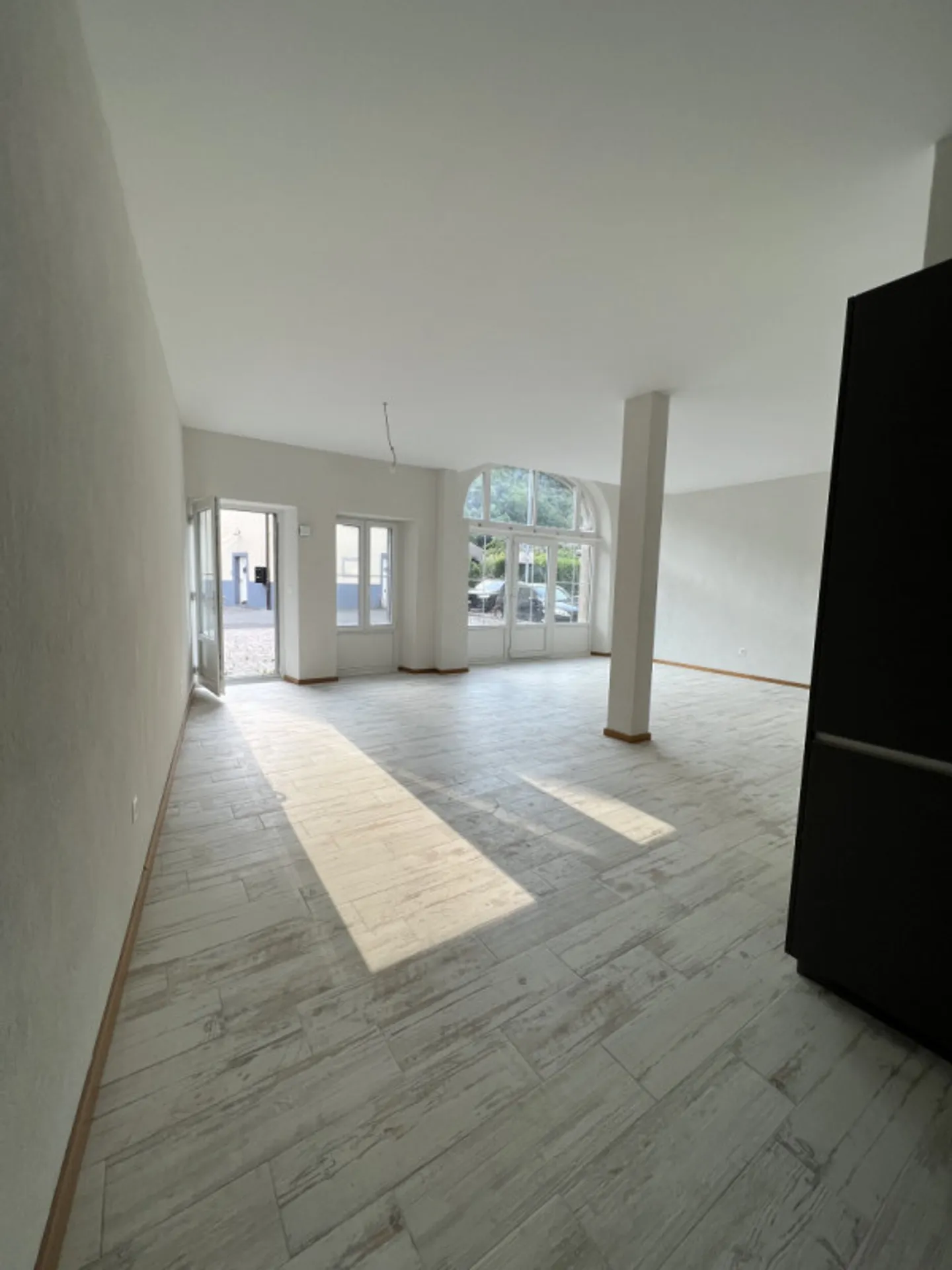 Magnificent duplex apartment of 4.5 rooms in Collombey - Photo 5 of 13