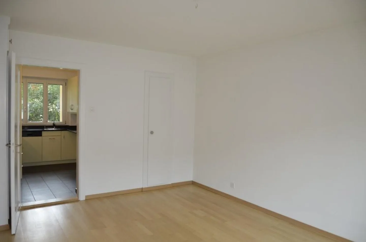 La tua nuova casa - centrale e confortevole! - Foto 3 di 6