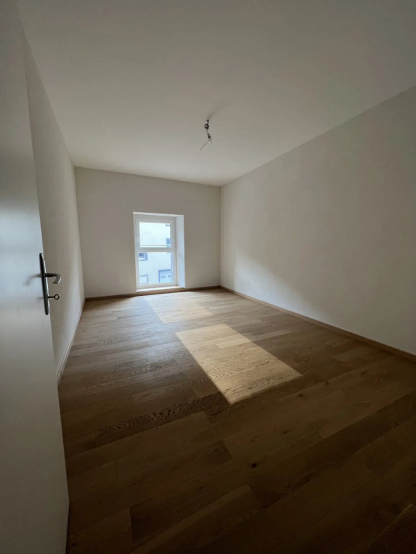 Magnificent duplex apartment of 4.5 rooms in Collombey - Photo 11 of 13