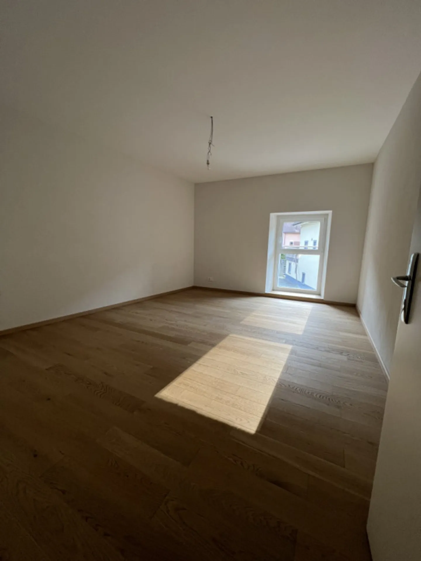 Magnificent duplex apartment of 4.5 rooms in Collombey - Photo 10 of 13