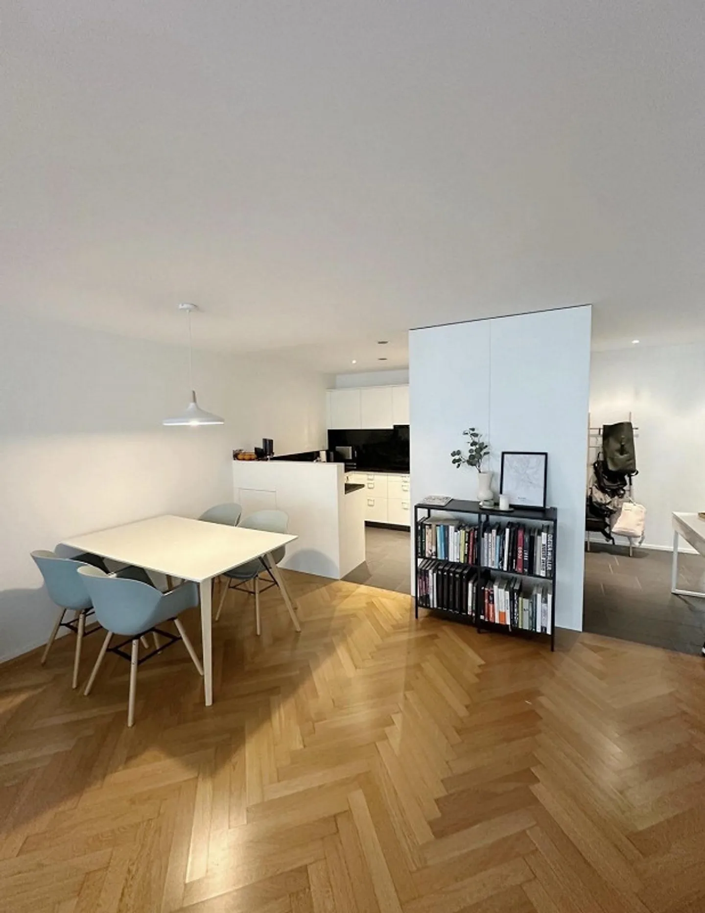 Living in close proximity to the Baden train station - Photo 4 of 10