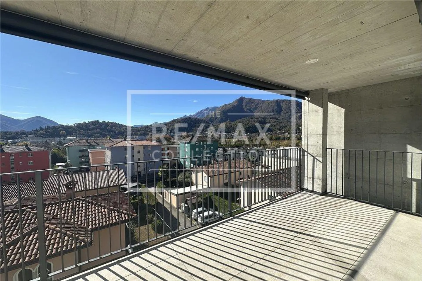 Penthouse with 3.5 rooms - Photo 9 of 13