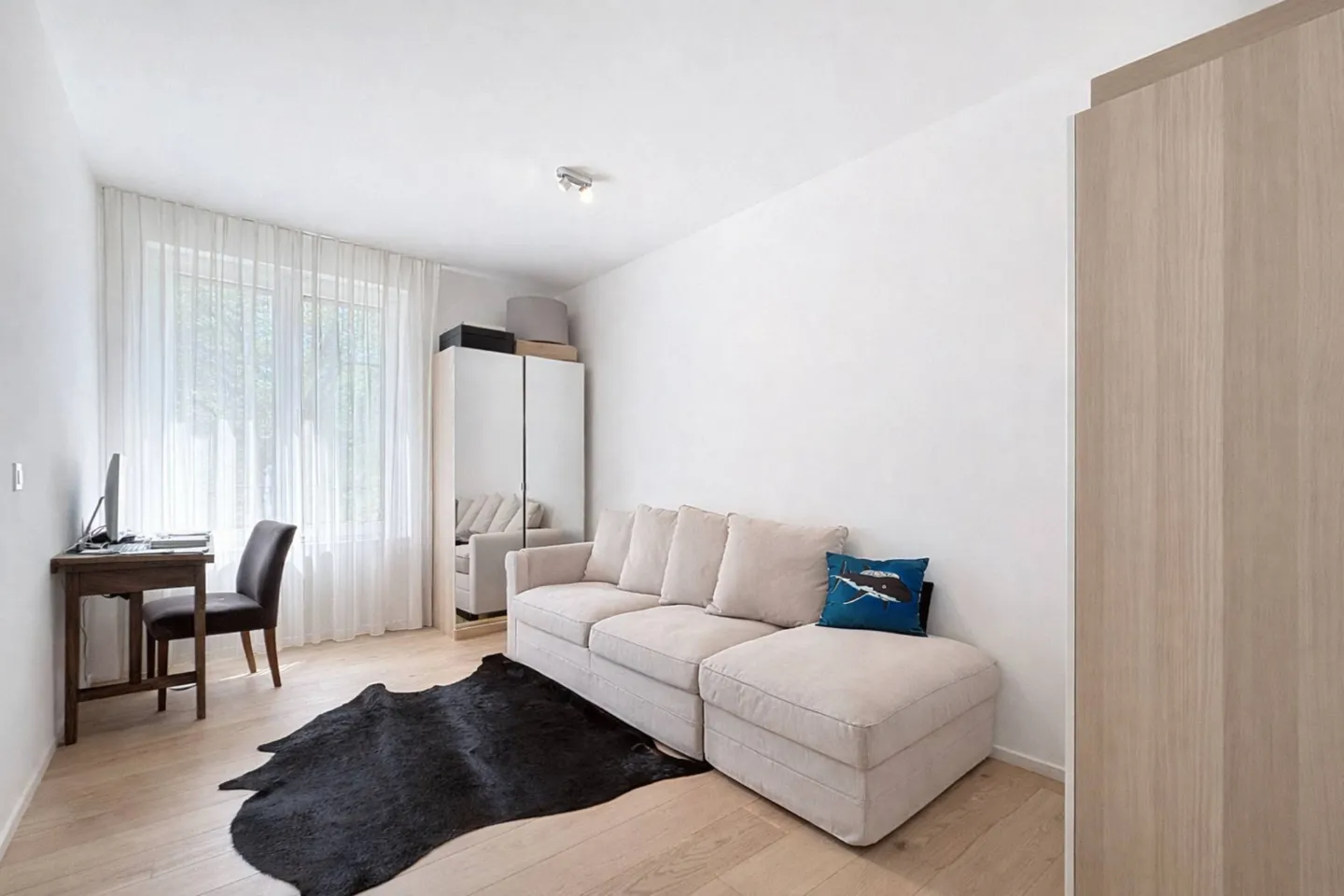 In the Heart of the Lavaux Vineyards - 175 m2 Apartment with High Standards - Photo 10 of 12