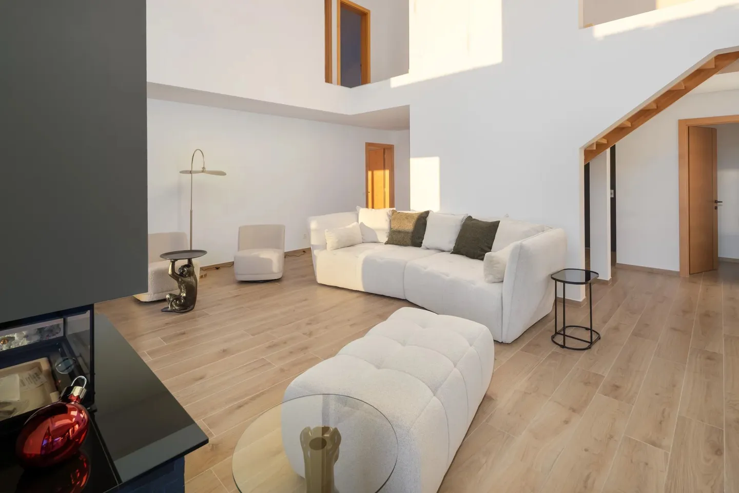 Luxury Chalet in Lens - Photo 4 of 12