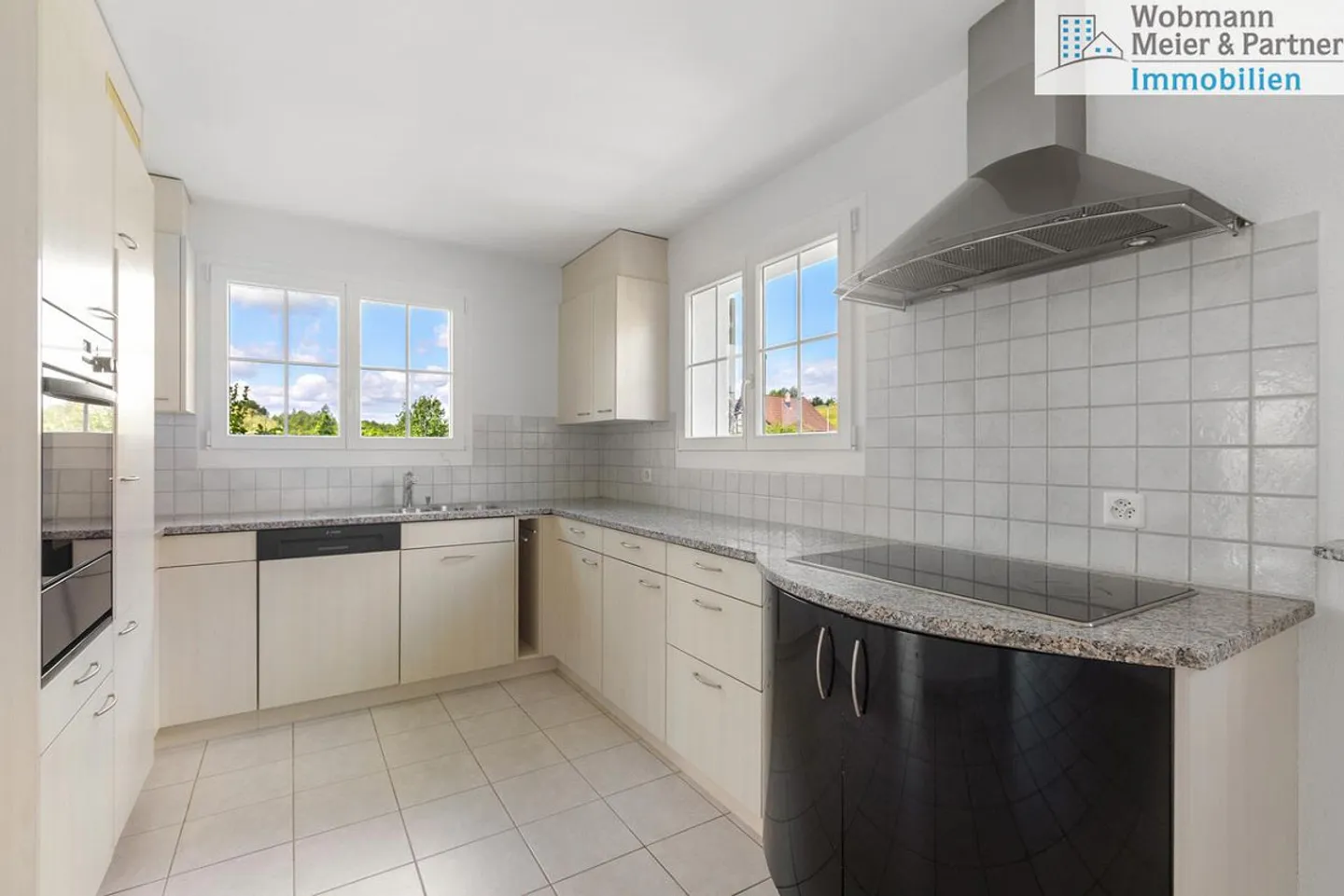The perfect row corner house for your family - Photo 5 of 10