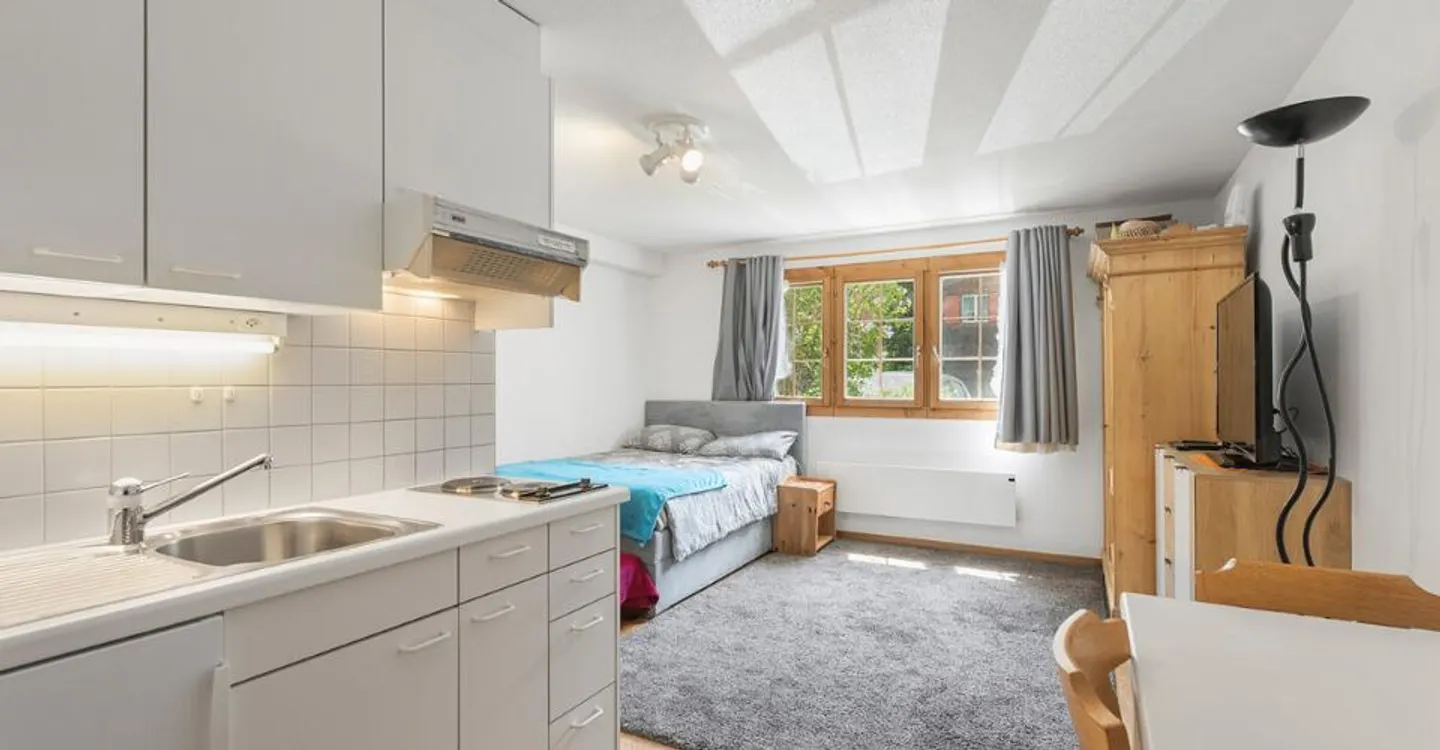Geräumige Doppelhaushälfte mit Garten - Foto 6 von 8