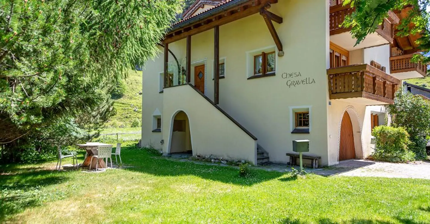 Geräumige Doppelhaushälfte mit Garten - Foto 7 von 8