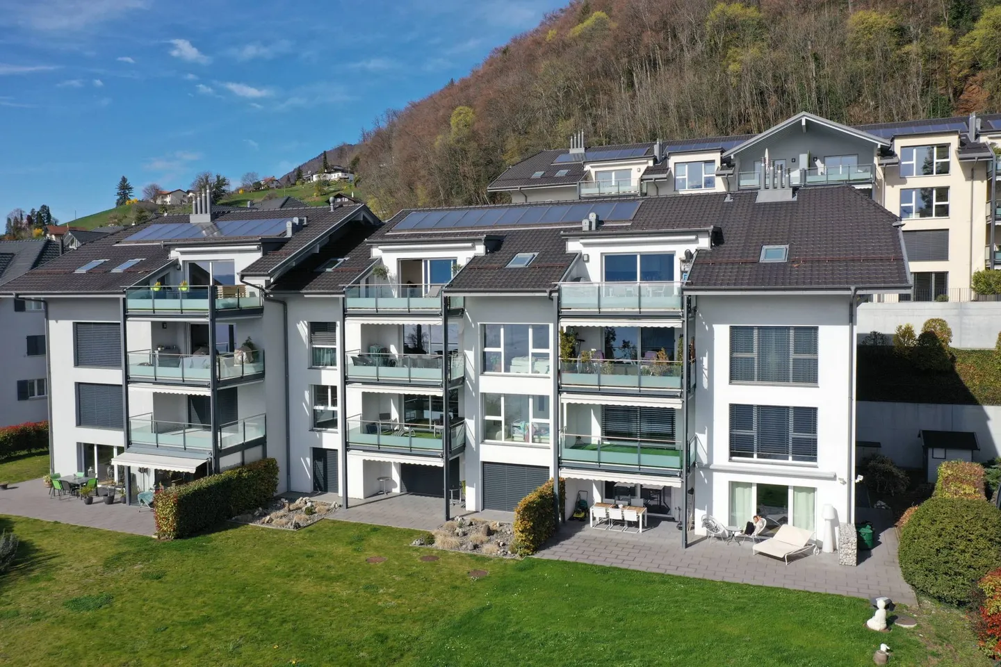 Superbo duplex di 5,5 stanze con vista panoramica sul lago di Ginevra - Foto 3 di 13